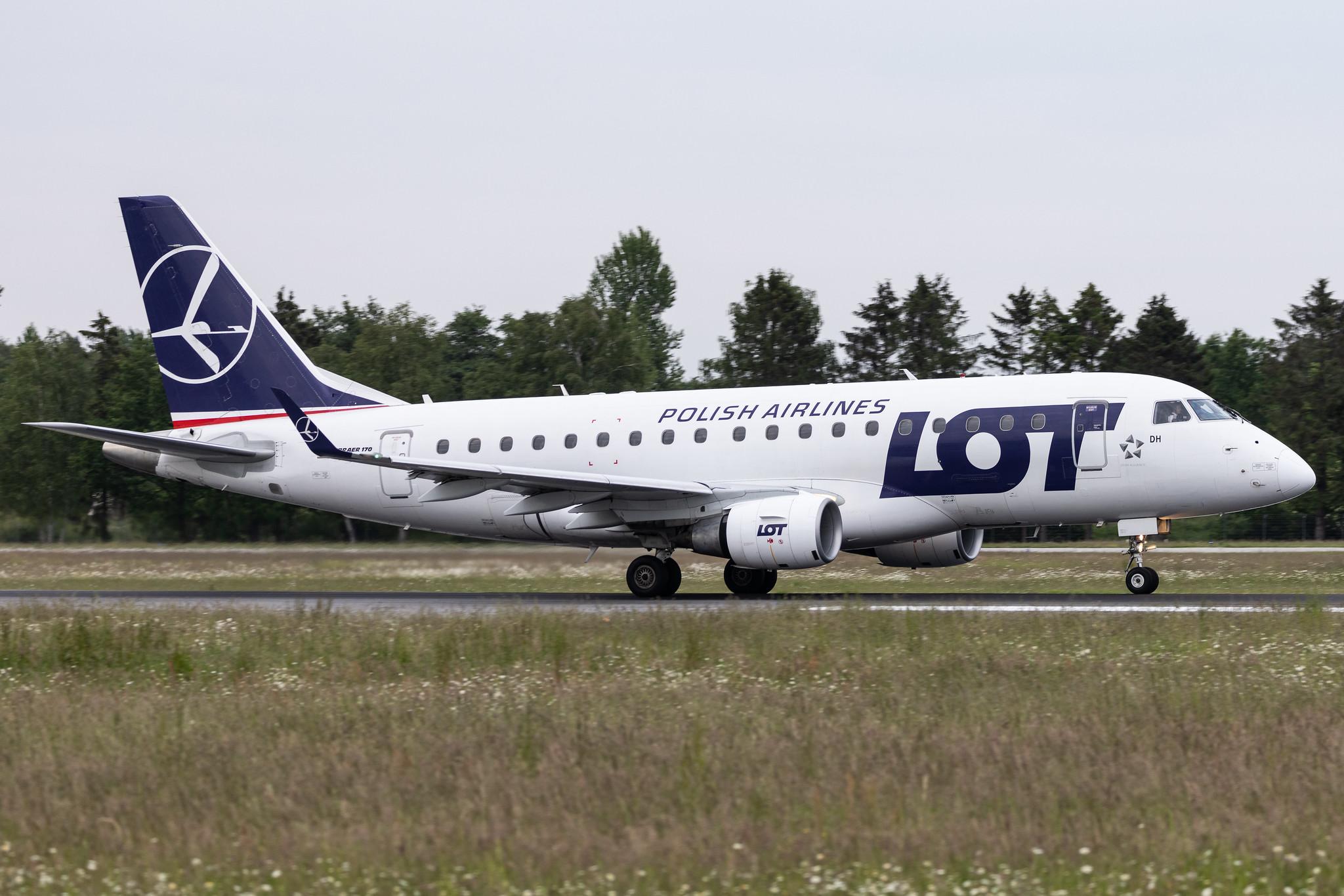 Hamburg Airport: LOT (LO / LOT) | Embraer E170STD E170 | SP-LDH | MSN 17000069