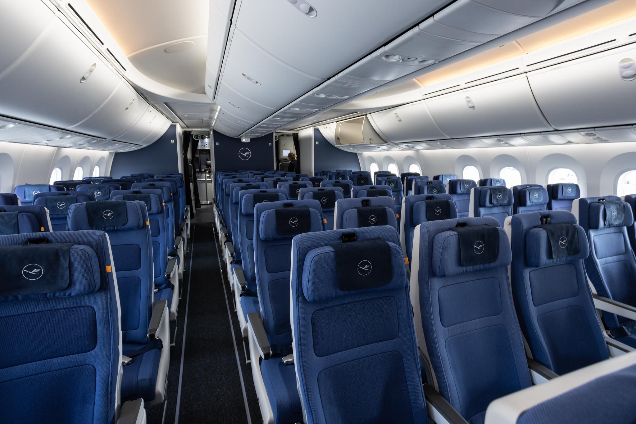 Munich Airport: Lufthansa (LH / DLH) | Boeing 787-9 Dreamliner B789 | D-ABPA | MSN 62730