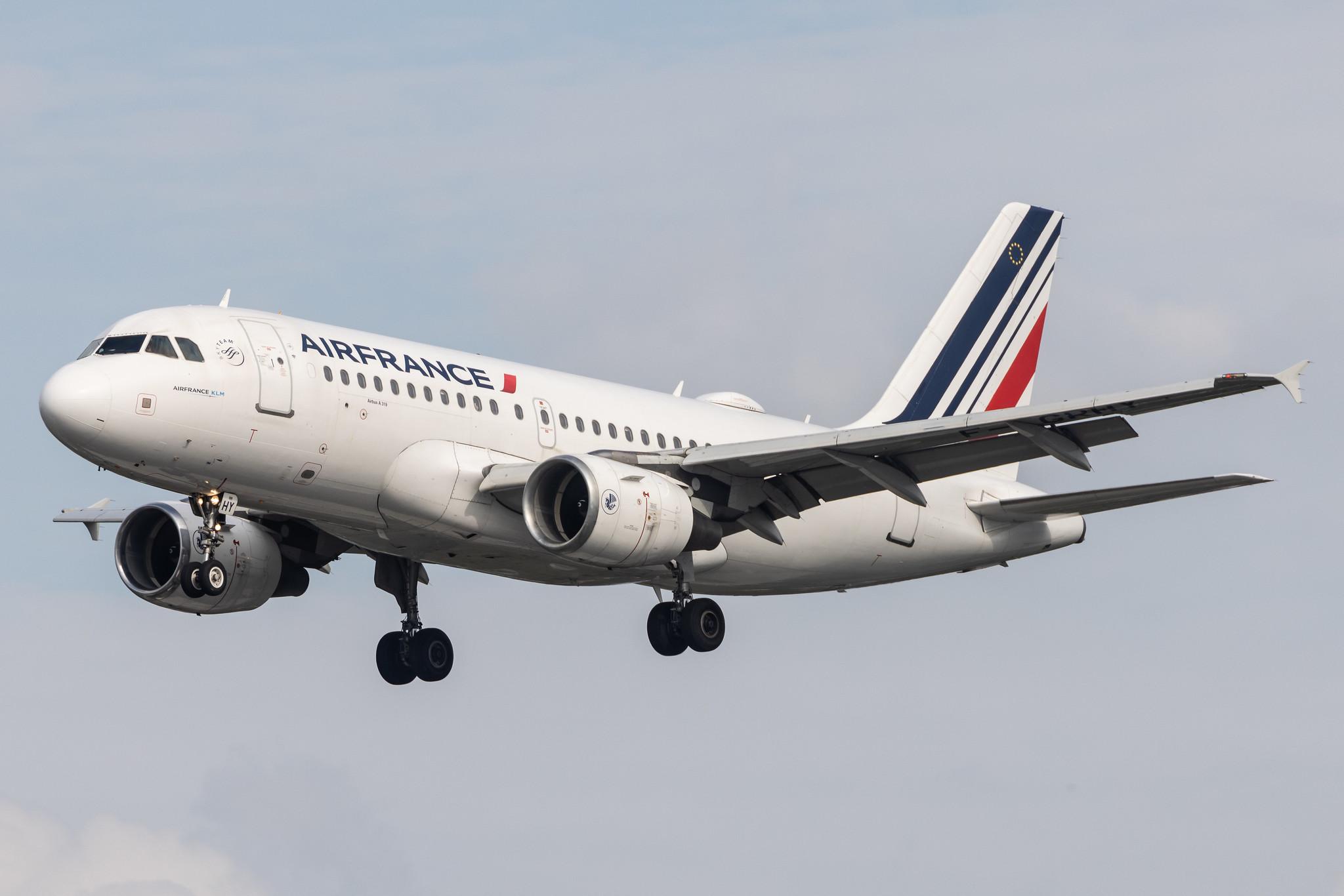 Hamburg Airport: Air France (AF / AFR) | Airbus A319-111 A319 | F-GRHY | MSN 1616