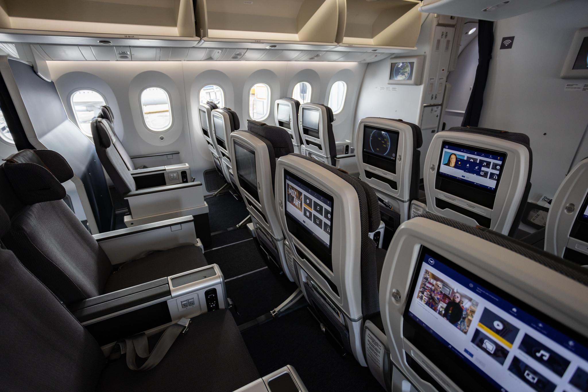 Munich Airport: Lufthansa (LH / DLH) | Boeing 787-9 Dreamliner B789 | D-ABPA | MSN 62730