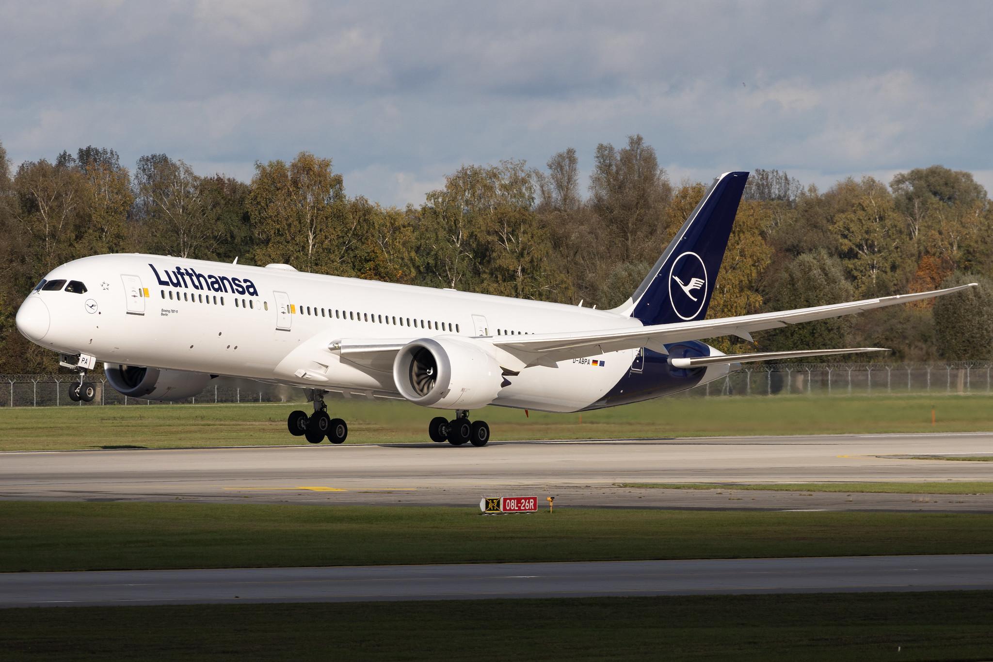 Munich Airport: Lufthansa (LH / DLH) | Boeing 787-9 Dreamliner B789 | D-ABPA | MSN 62730