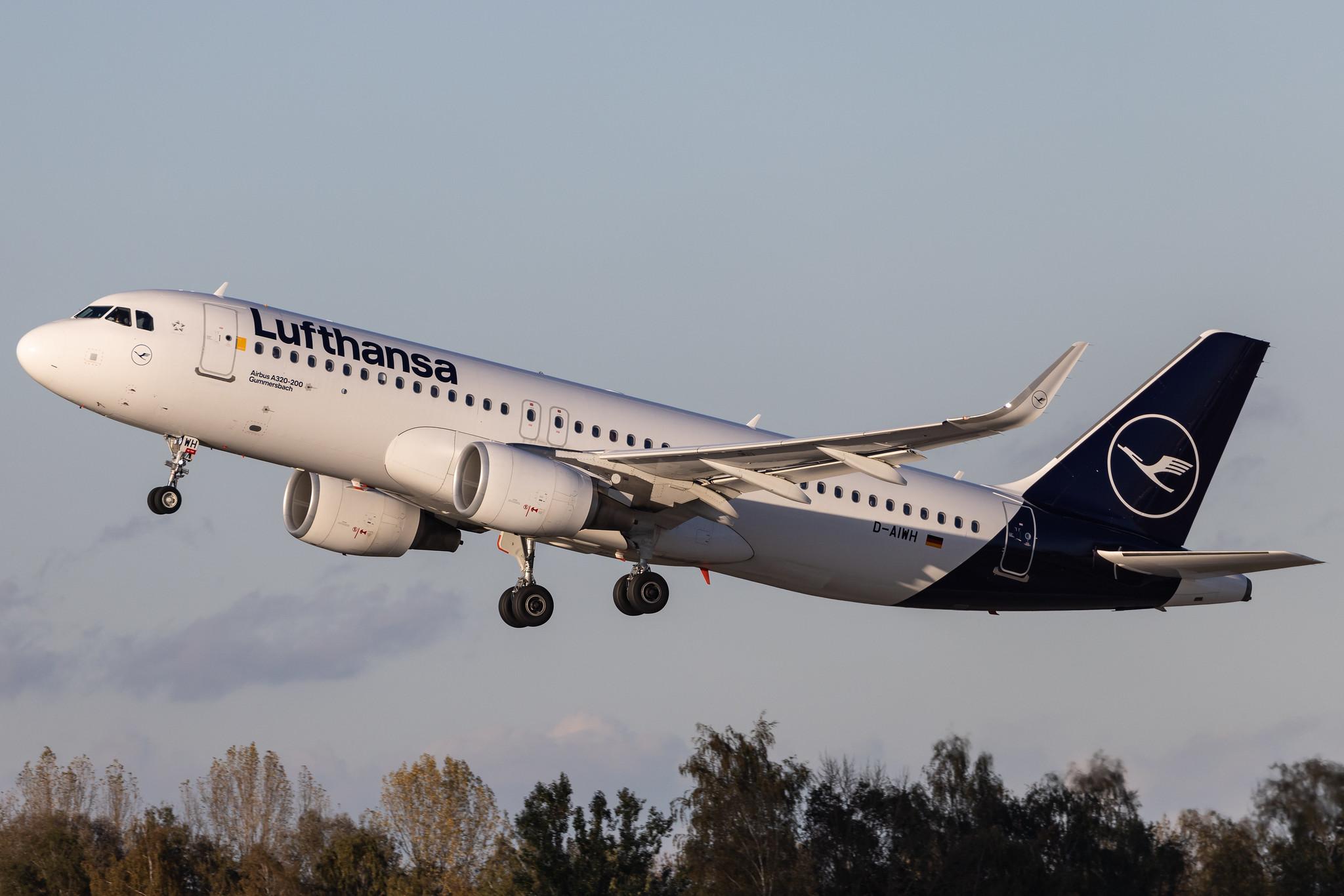 Munich Airport: Lufthansa (LH / DLH) | Airbus A320-214 A320 | D-AIWH | MSN 8911