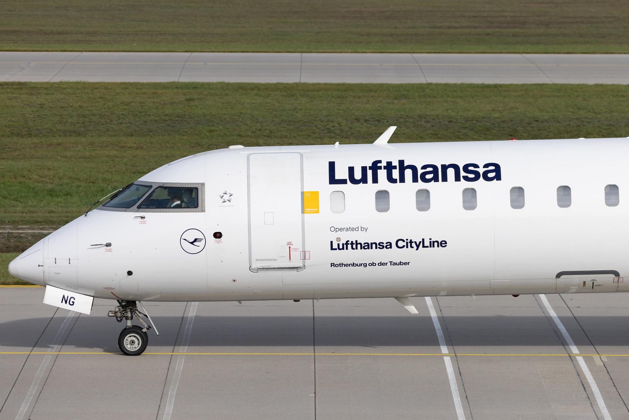 Munich Airport: Lufthansa (LH / DLH) | Operator: Lufthansa CityLine | Mitsubishi CRJ-900LR CRJ9 | D-ACNG | MSN 15245