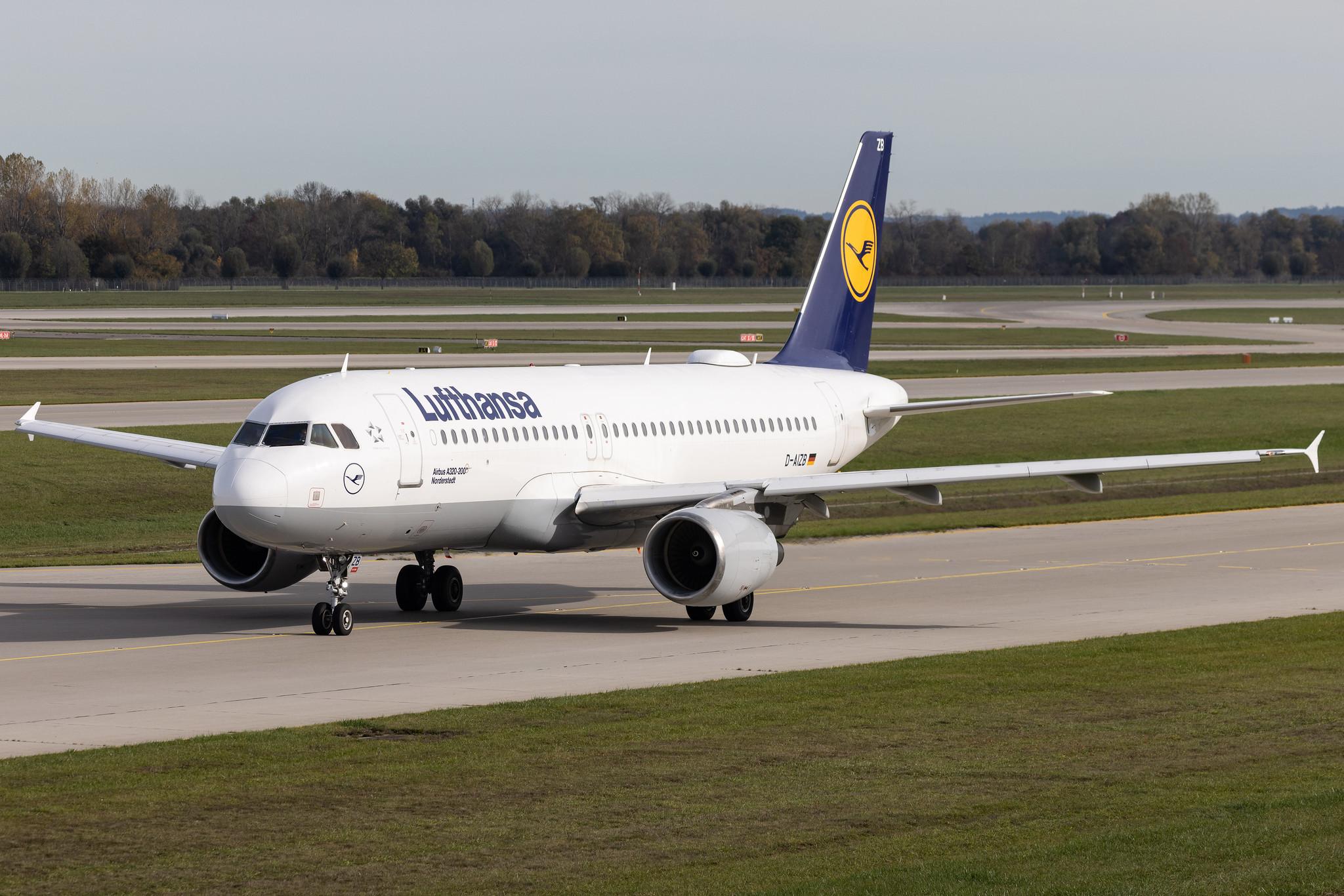 Munich Airport: Lufthansa (LH / DLH) | Airbus A320-214 A320 | D-AIZB | MSN 4120