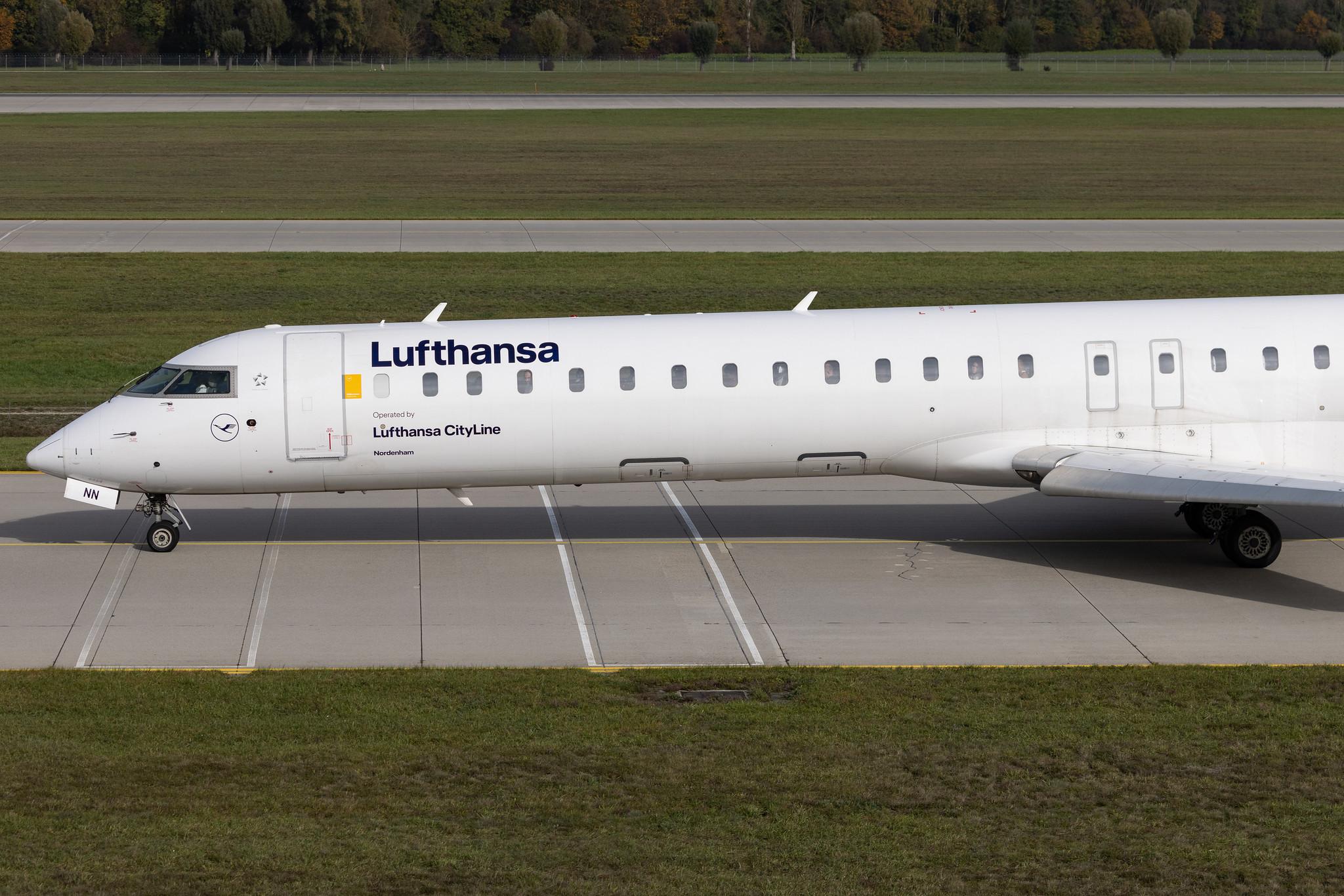 Munich Airport: Lufthansa (LH / DLH) | Operator: Lufthansa CityLine |  Mitsubishi CRJ-900LR CRJ9 | D-ACNN | MSN 15254