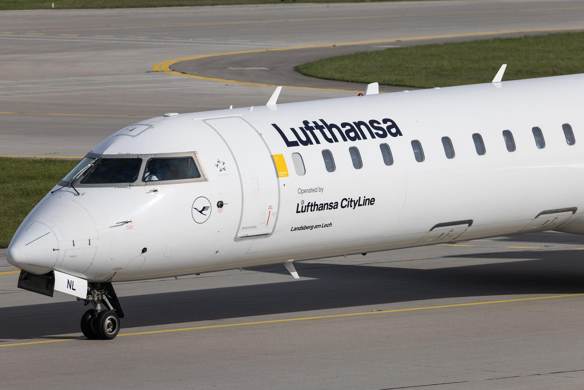 Munich Airport: Lufthansa (LH / DLH) | Operator: Lufthansa CityLine | Mitsubishi CRJ-900LR CRJ9 | D-ACNL | MSN 15252