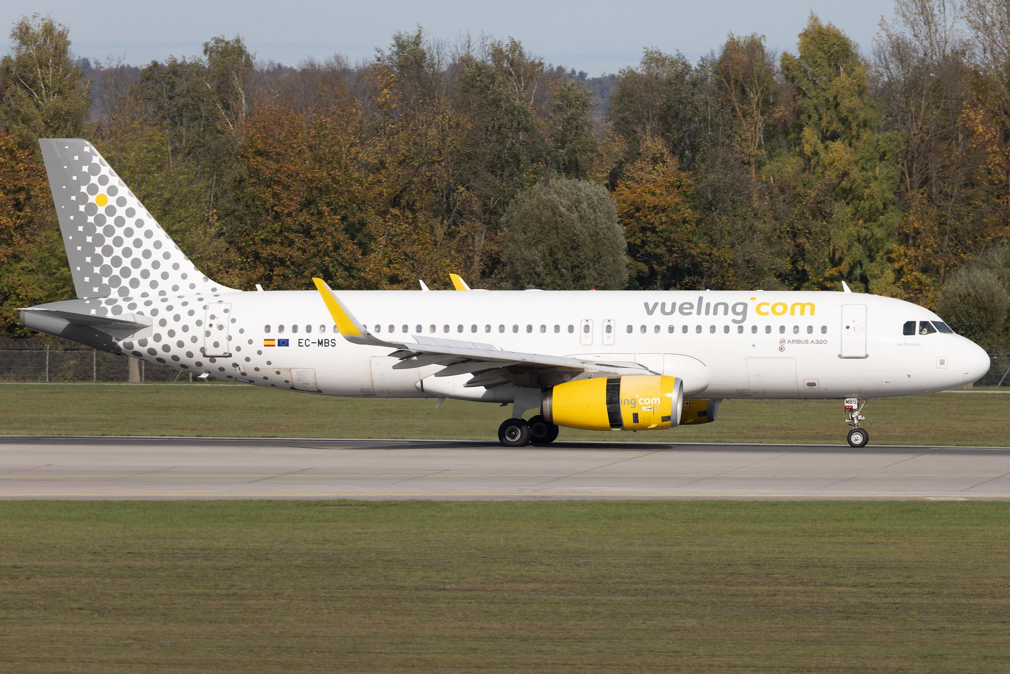 Munich Airport: Vueling (VY / VLG) | Airbus A320-232 A320 | EC-MBS | MSN 6123