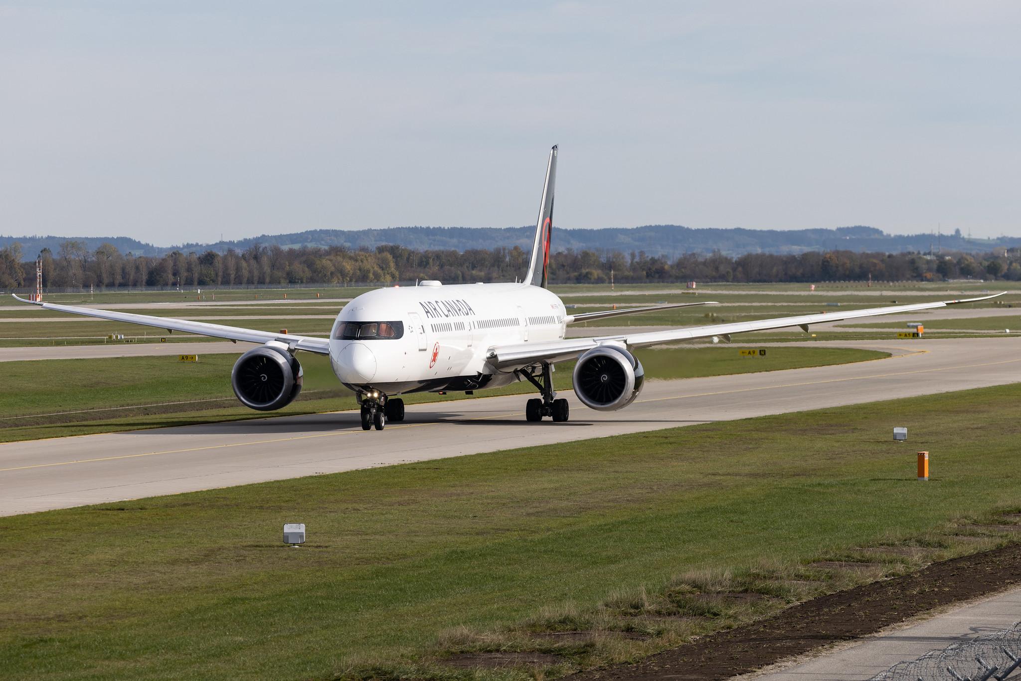 Munich Airport: Air Canada (AC / ACA) | Boeing 787-9 Dreamliner B789 | C-FRTW | MSN 37179