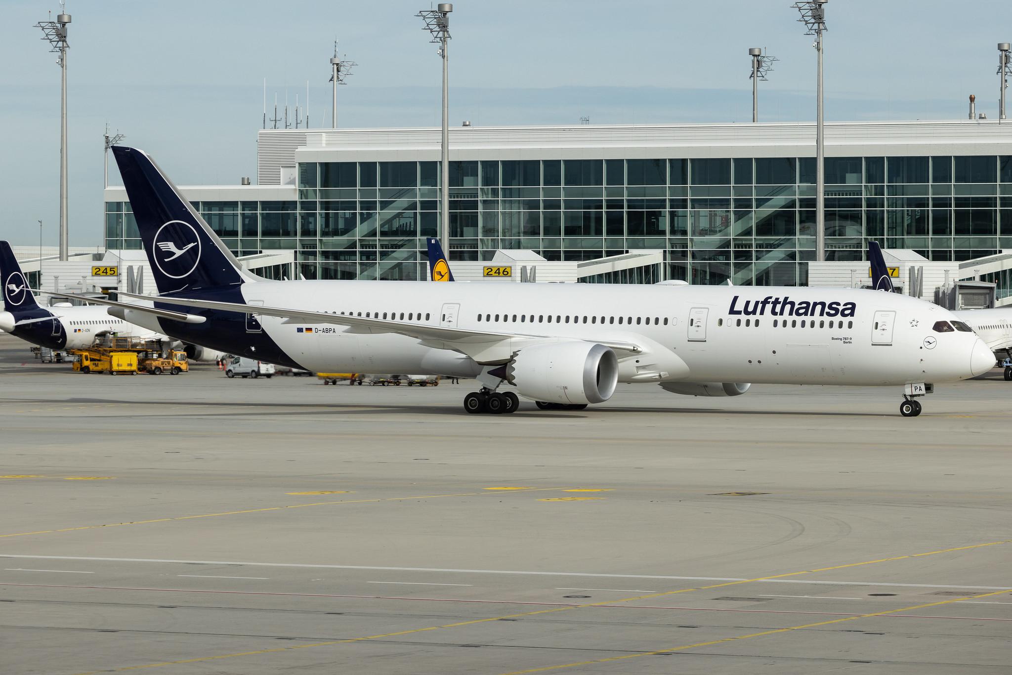 Munich Airport: Lufthansa (LH / DLH) | Boeing 787-9 Dreamliner B789 | D-ABPA | MSN 62730