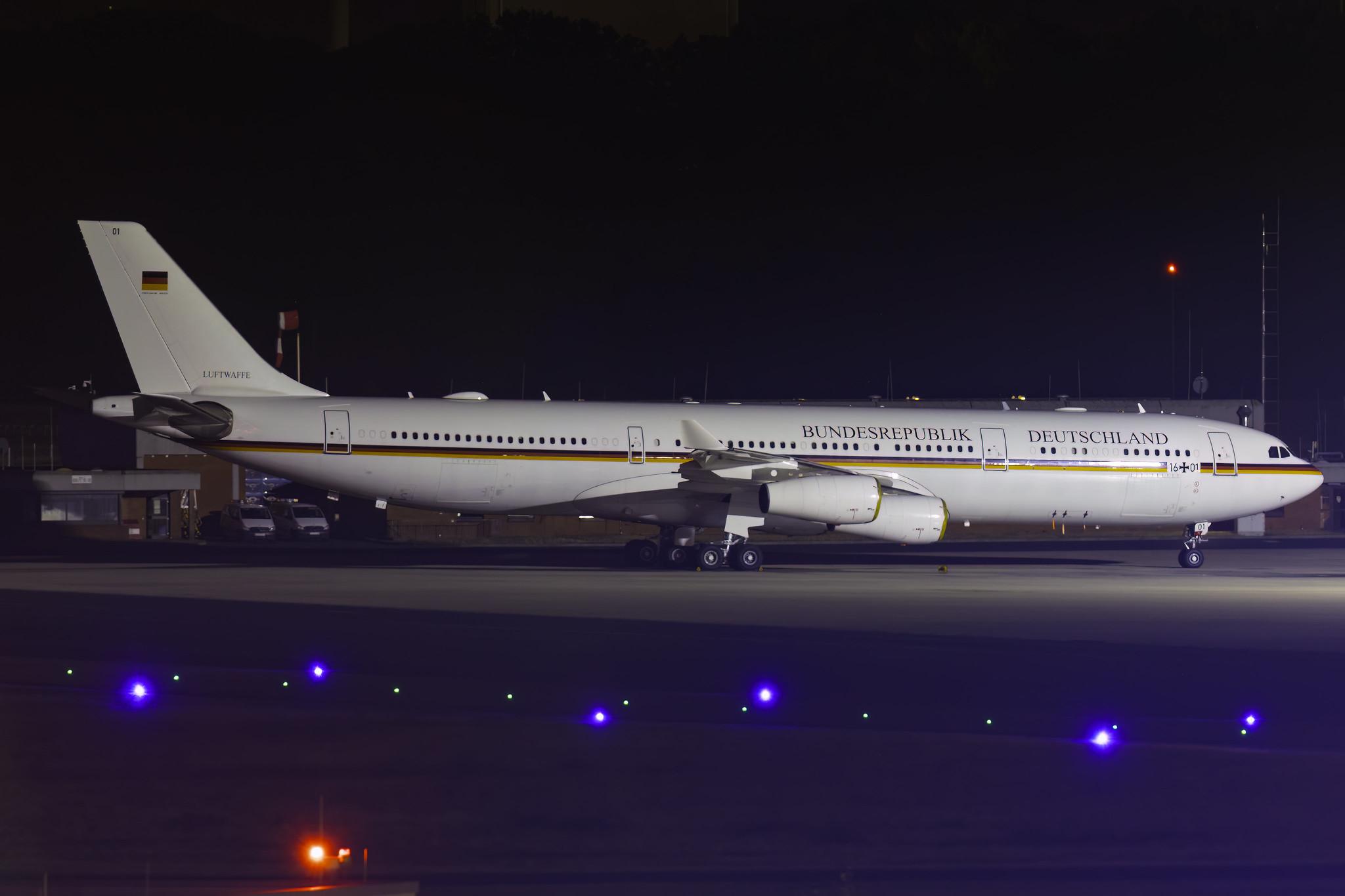 Köln Bonn Airport: German Air Force (/ GAF) | Airbus A340-313 A343 | 16+01 | MSN 274