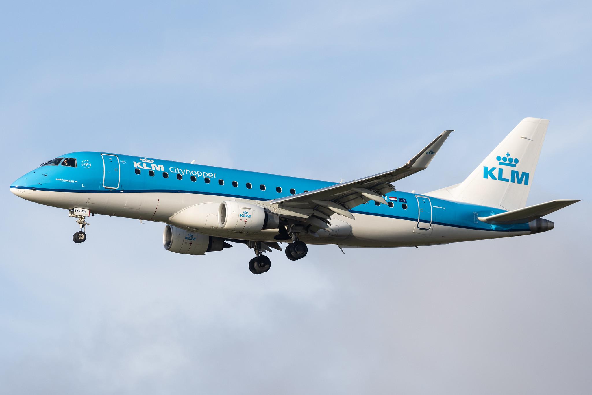Amsterdam Schiphol: KLM (KL / KLM) | Operator: KLM Cityhopper | Embraer E175STD E75L | PH-EXX | MSN 17000711