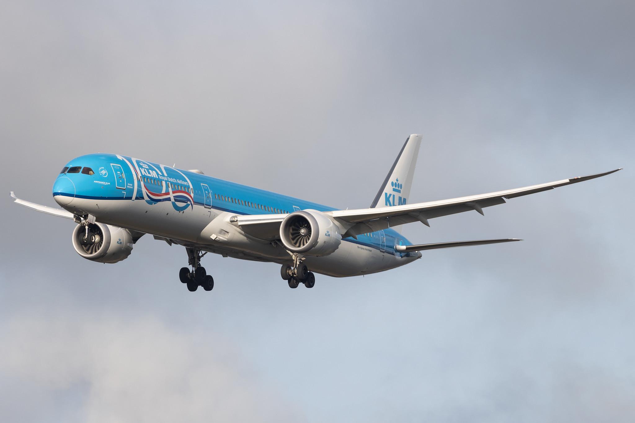 Amsterdam Schiphol: KLM (KL / KLM) | Livery: KLM 100 Years Livery | Boeing 787-10 Dreamliner B78X | PH-BKA | MSN 42485