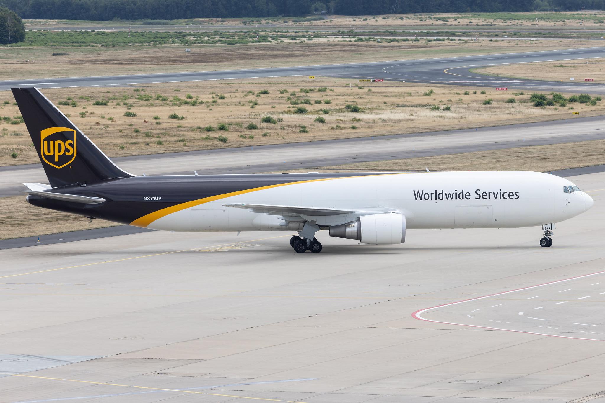 Köln Bonn Airport: UPS (5X / UPS) | Boeing 767-300F(ER) B763 | N371UP | MSN 65791