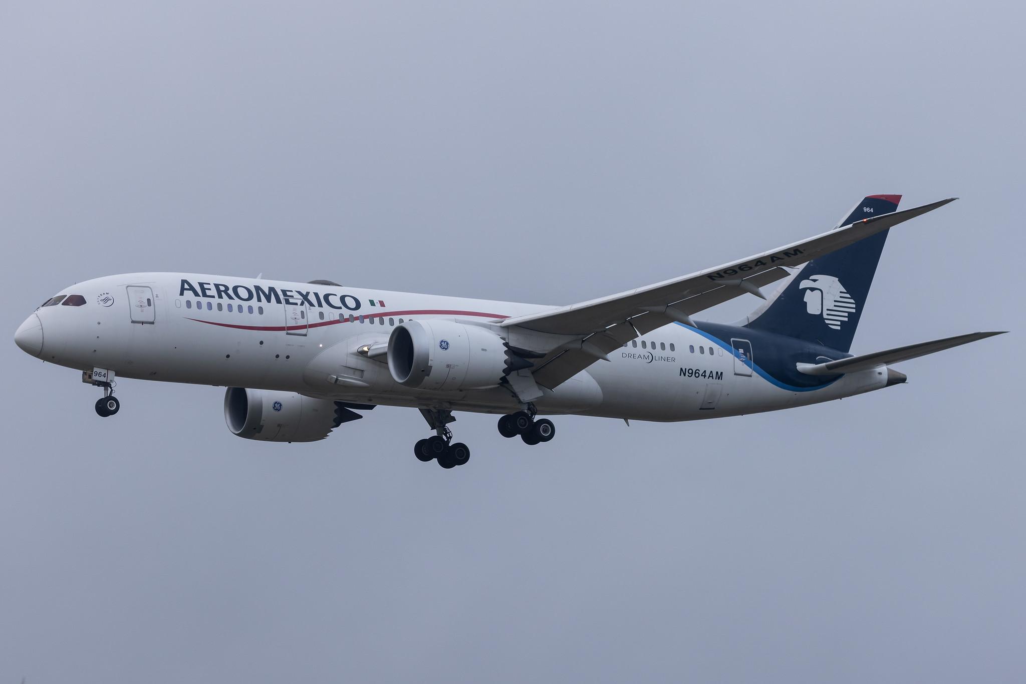 Amsterdam Schiphol: Aeromexico (AM / AMX) | Boeing 787-8 Dreamliner B788 | N964AM | MSN 35307