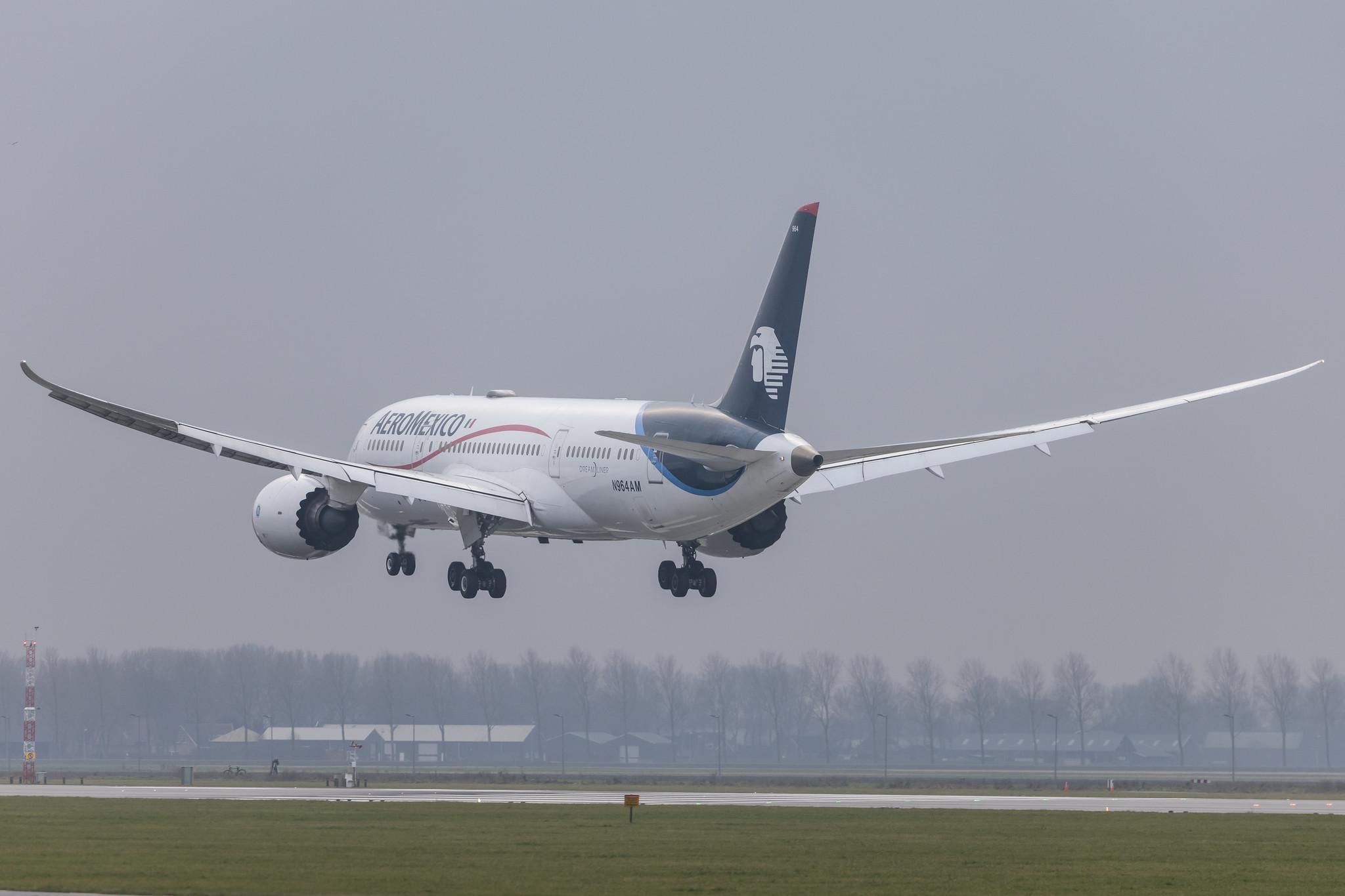 Amsterdam Schiphol: Aeromexico (AM / AMX) | Boeing 787-8 Dreamliner B788 | N964AM | MSN 35307
