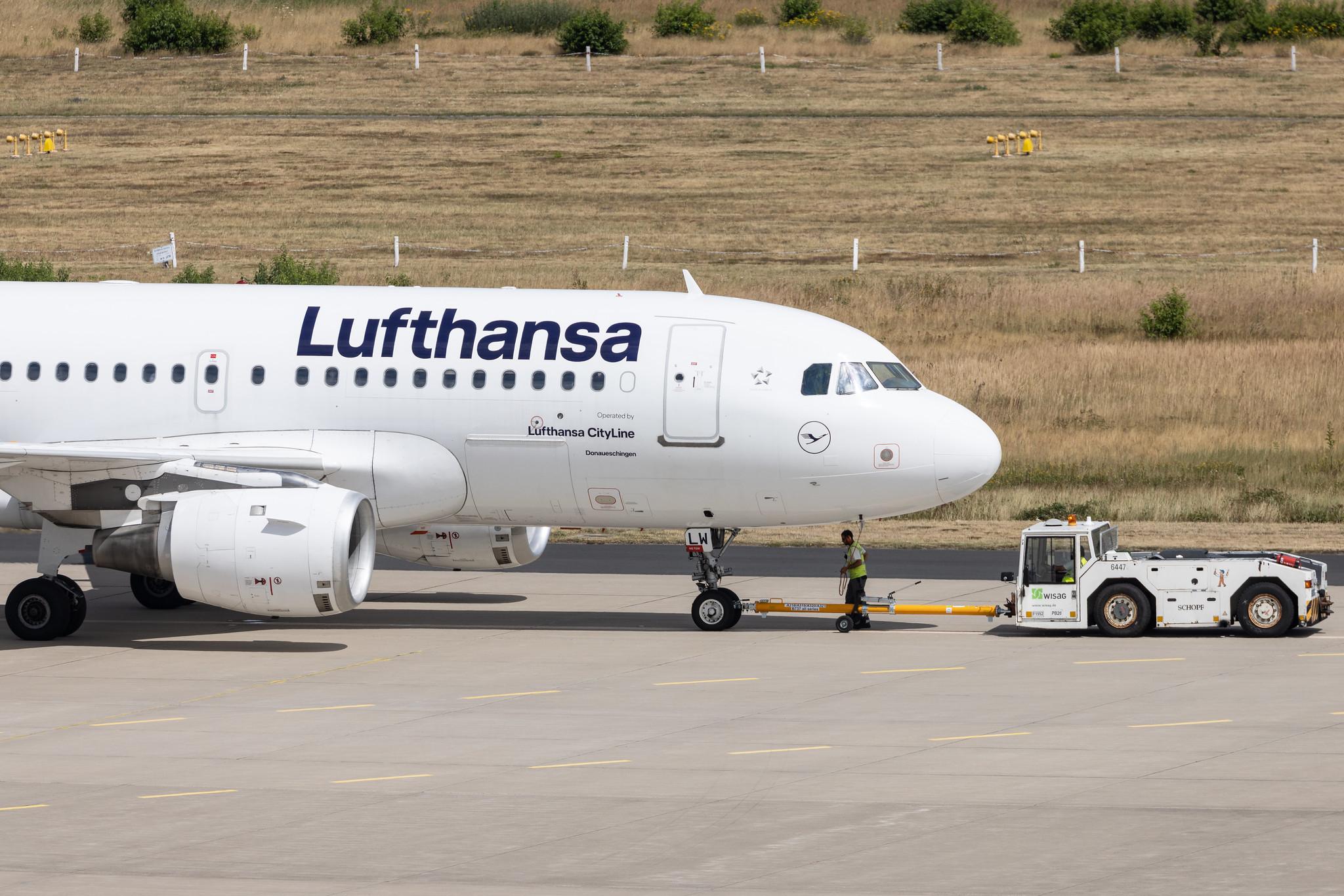 Köln Bonn Airport: Lufthansa (LH / DLH) | Airbus A319-114 A319 | D-AILW | MSN 0853