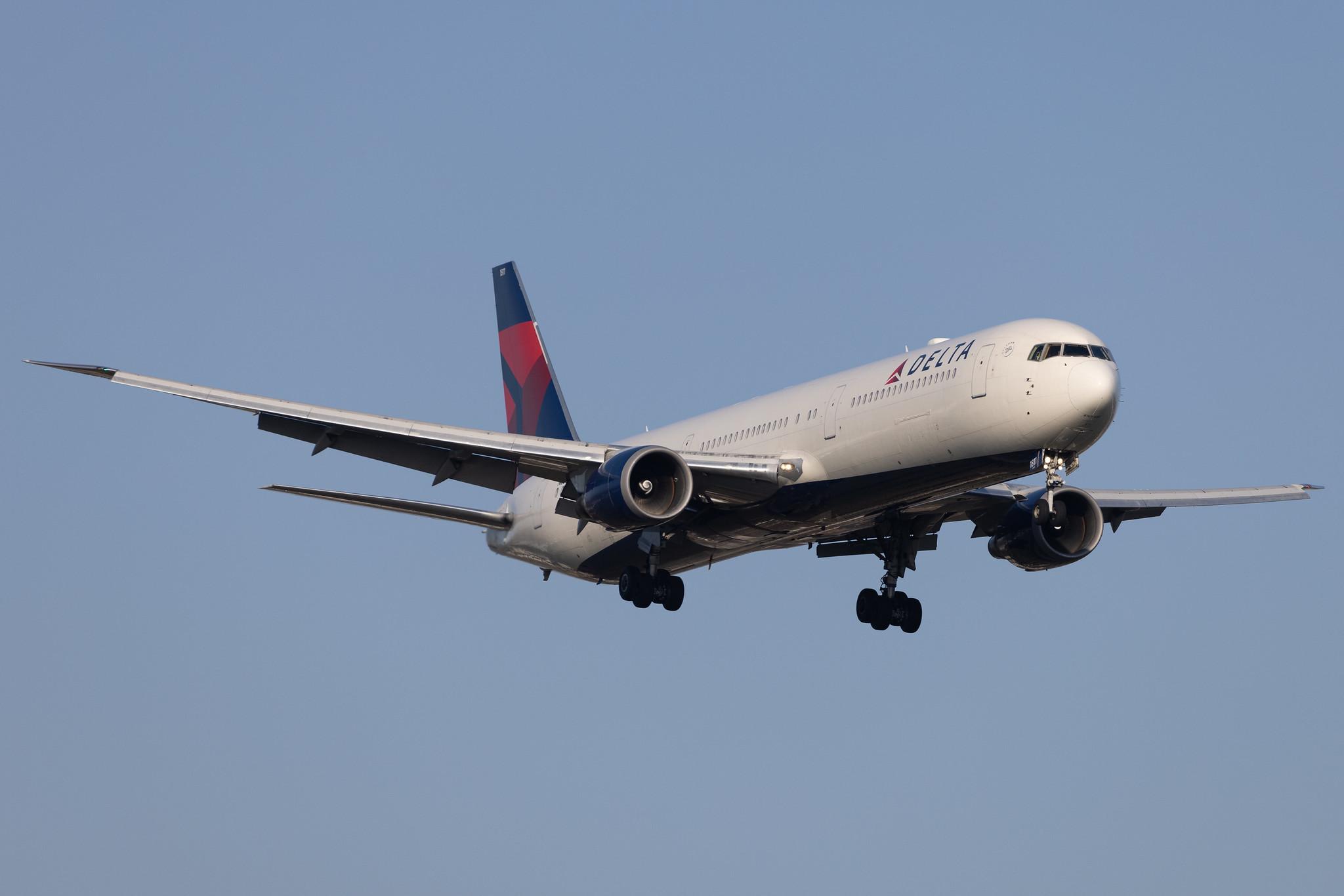 London Heathrow: Delta Air Lines (DL / DAL) |  Boeing 767-432(ER) B764 | N835MH | MSN 29708