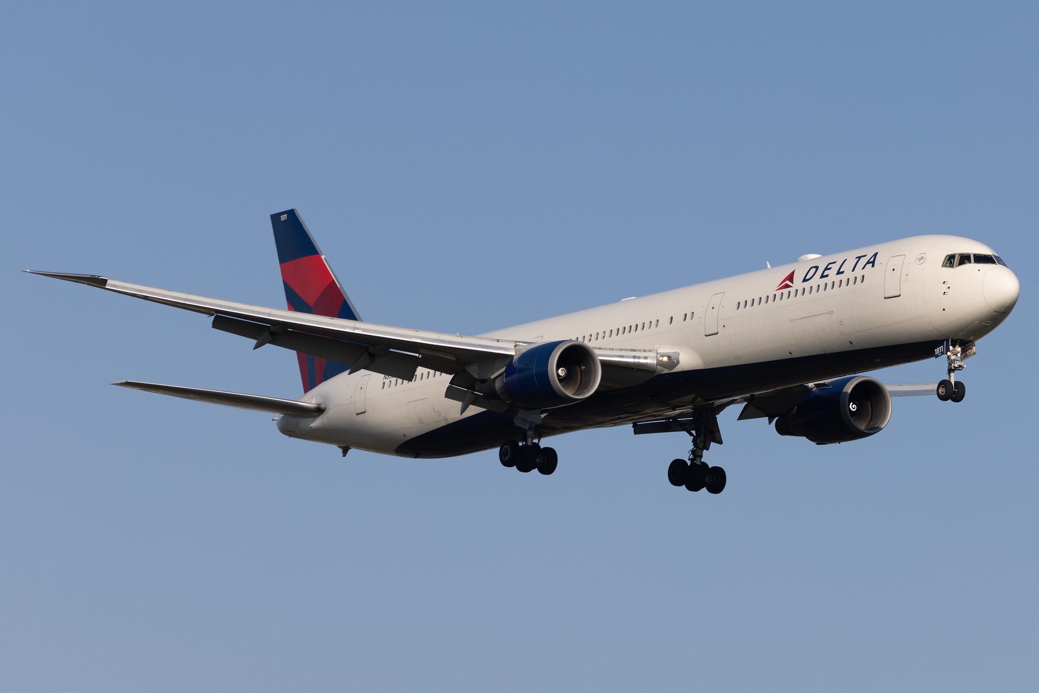 London Heathrow: Delta Air Lines (DL / DAL) |  Boeing 767-432(ER) B764 | N835MH | MSN 29708