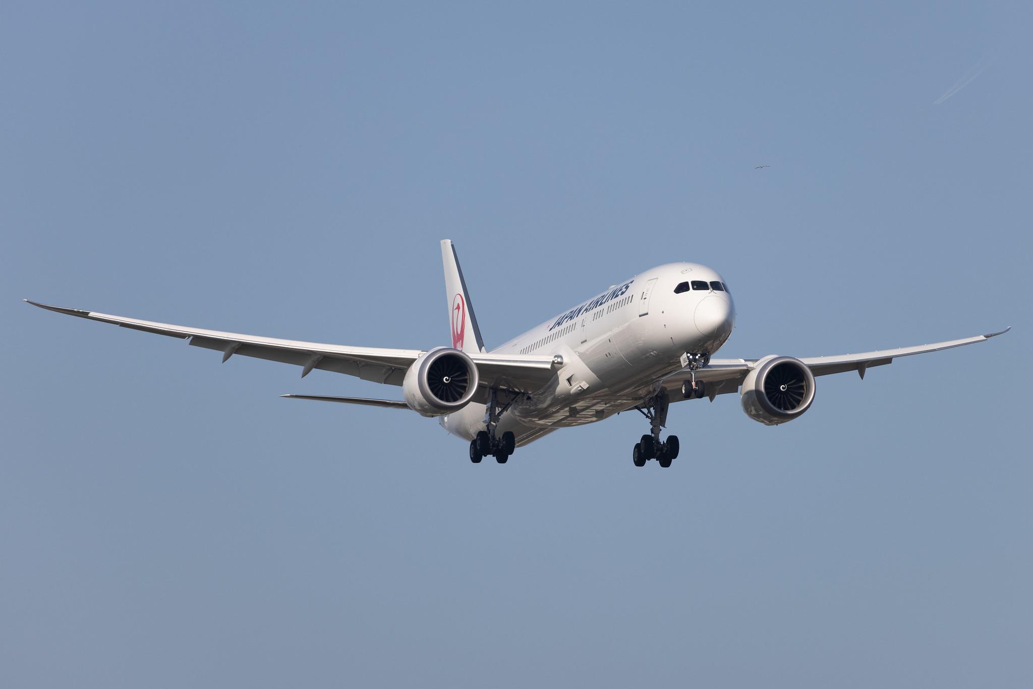London Heathrow: Japan Airlines (JL / JAL) |  Boeing 787-9 Dreamliner B789 | JA882J | MSN 66515