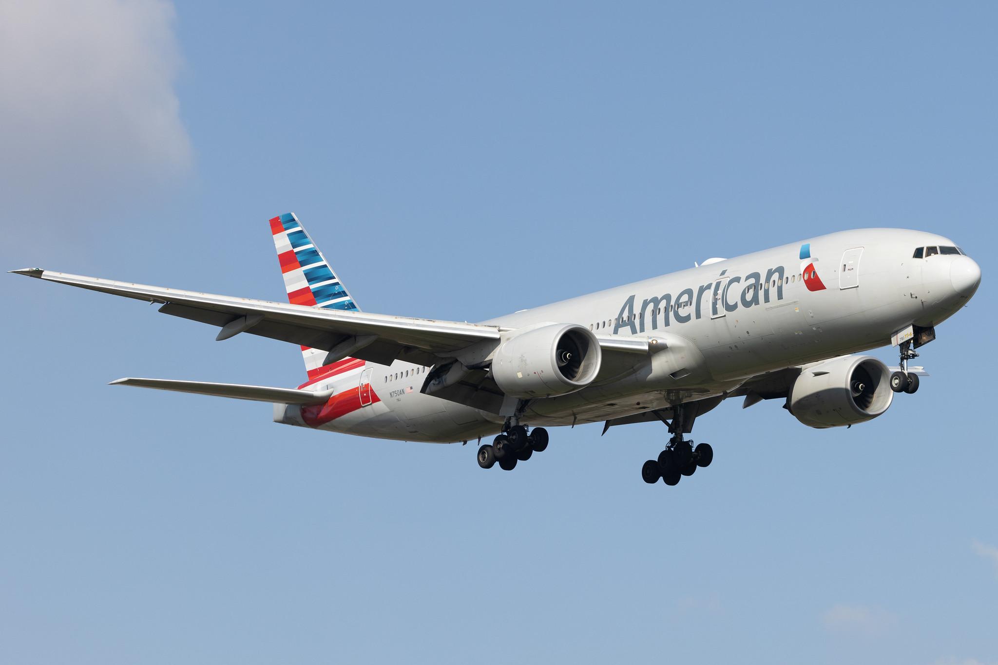 London Heathrow: American Airlines (AA / AAL) | Boeing 777-223(ER) B772 | N750AN | MSN 30259