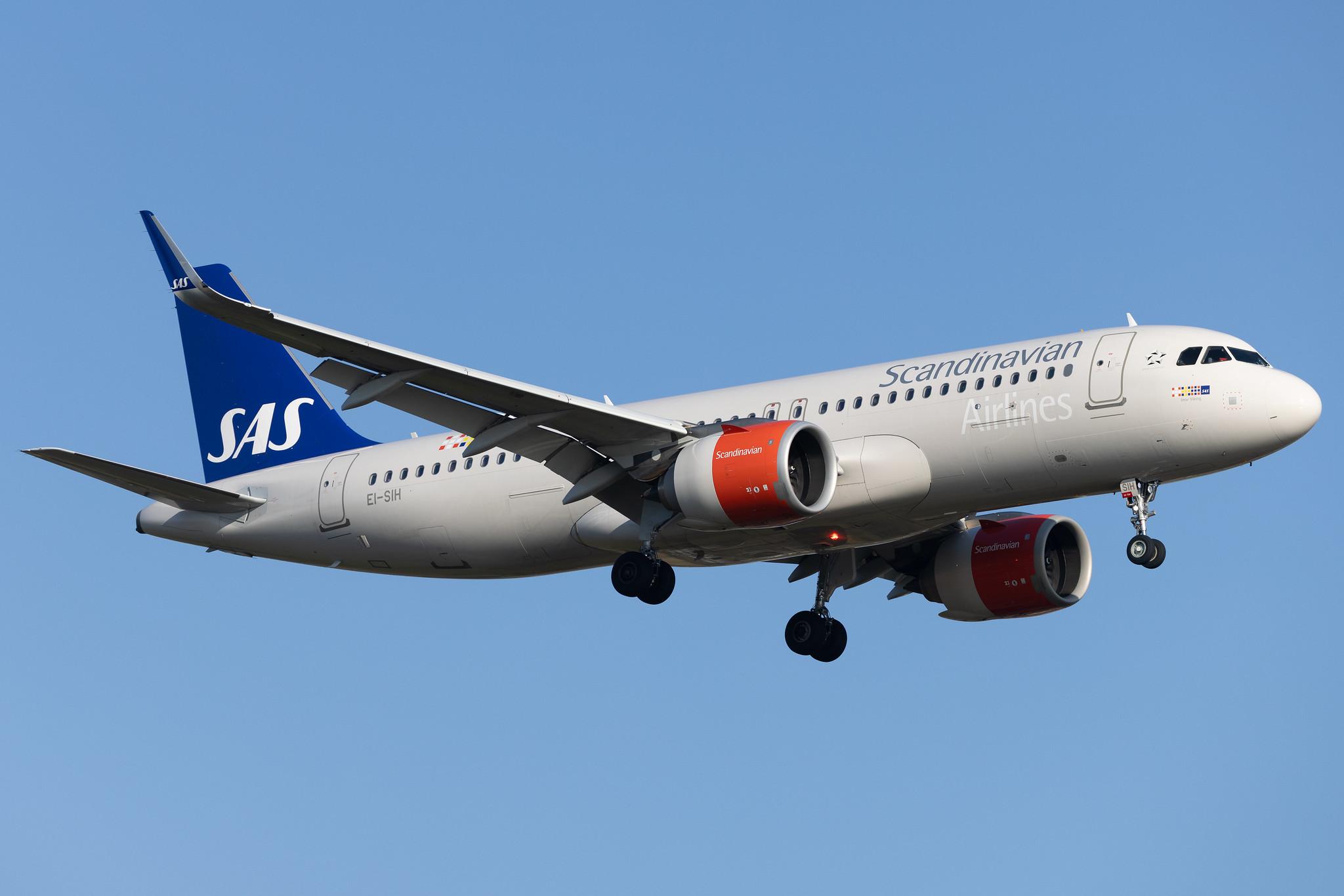 London Heathrow: SAS (SK / SAS) | Operator: SAS Connect |  Airbus A320-251N A20N | EI-SIH | MSN 8551