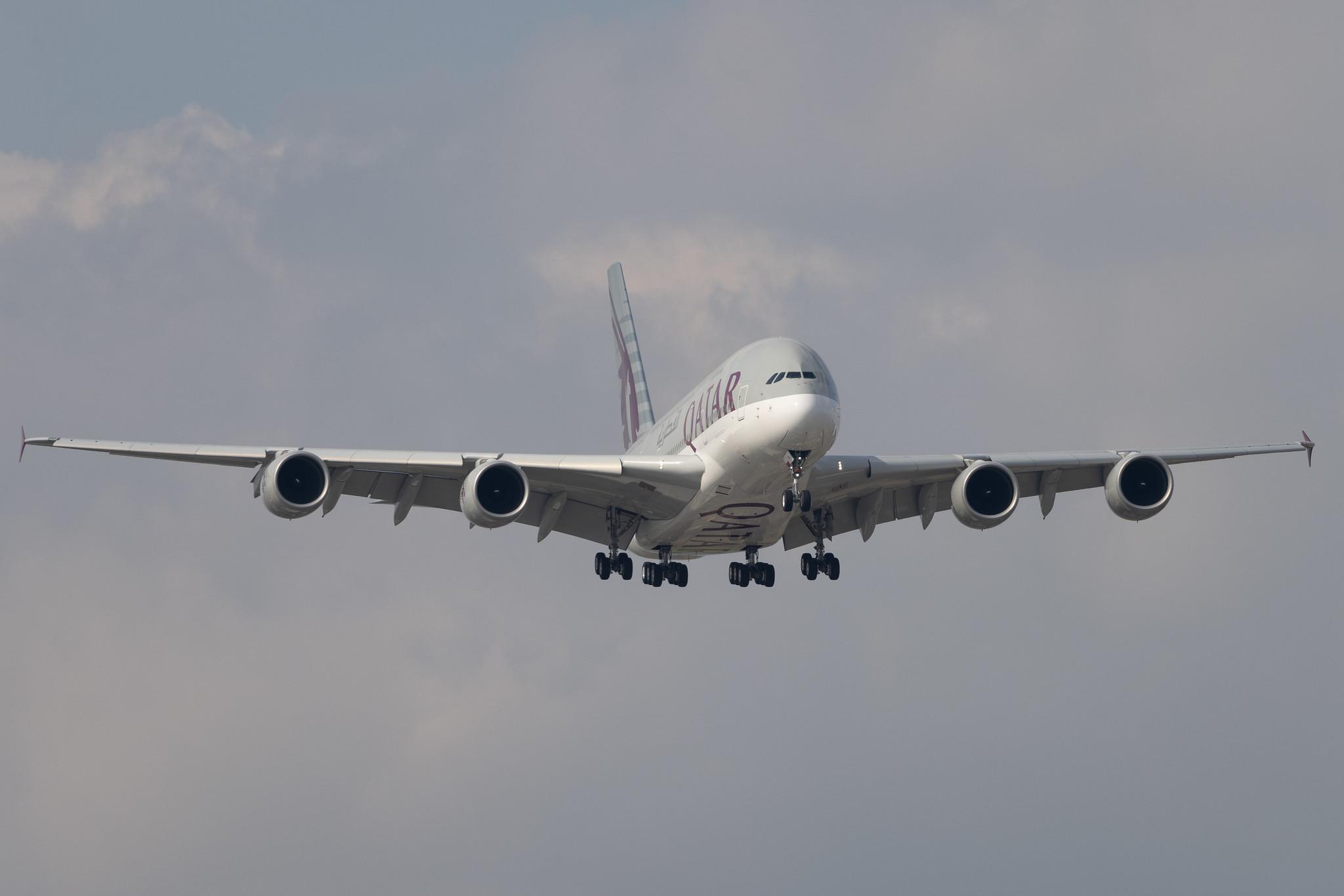 London Heathrow: Qatar Airways (QR / QTR) | Airbus A380-861 A388 | A7-APJ | MSN 254