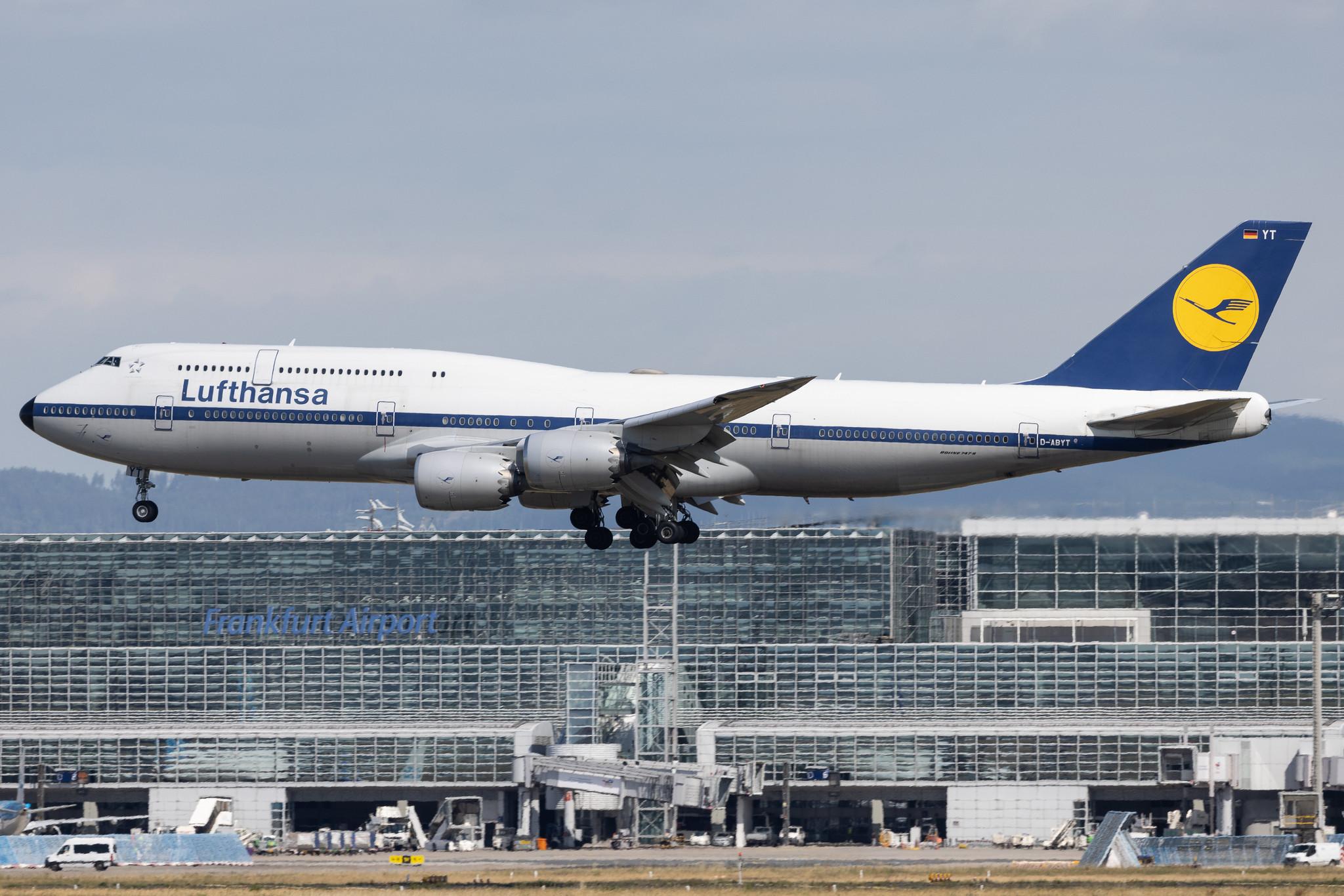 Frankfurt Airport: Lufthansa (LH / DLH) |  Livery: Retro Livery |  Boeing 747-830 B748 | D-ABYT | MSN 37844
