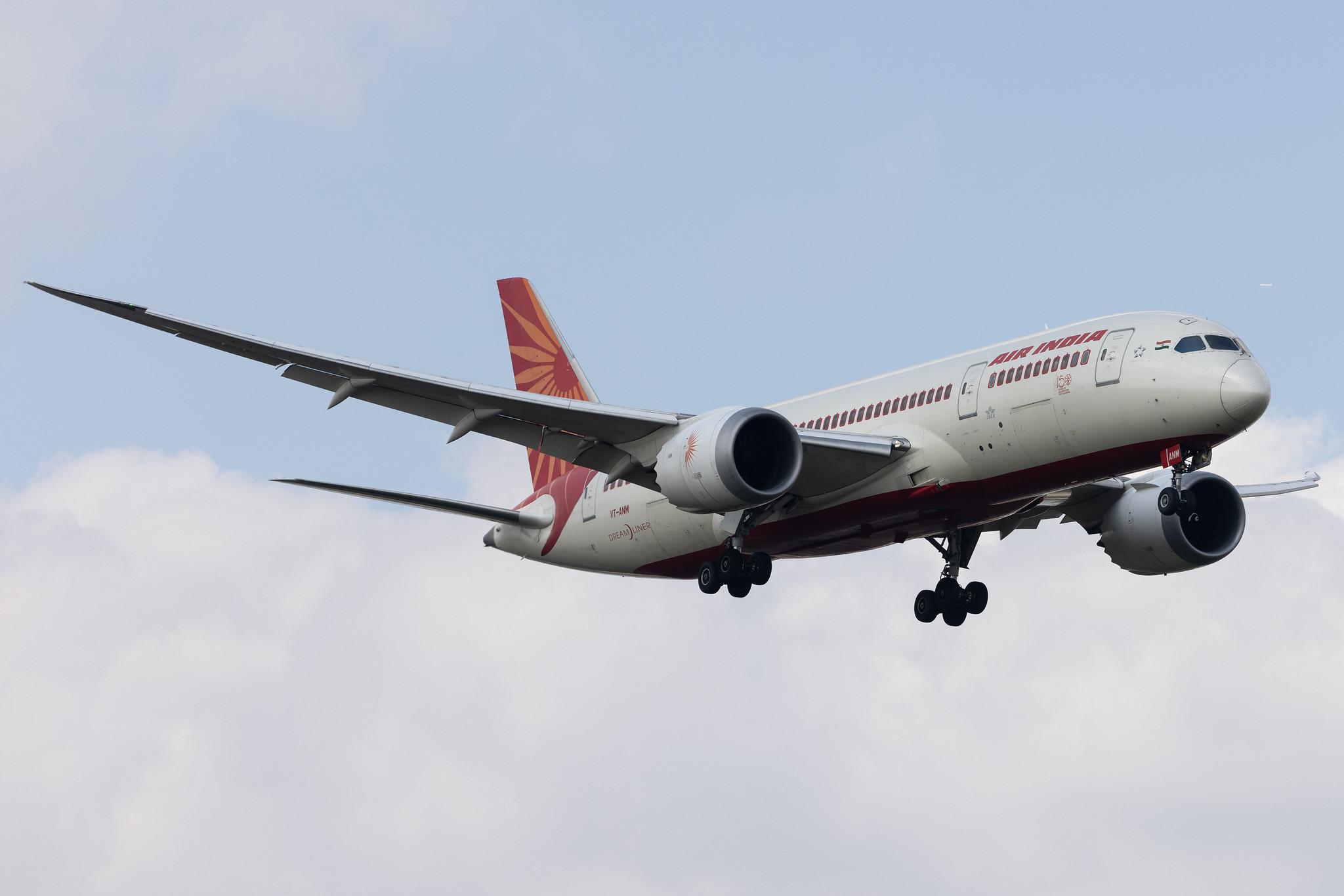 London Heathrow: Air India (AI / AIC) | Boeing 787-8 Dreamliner B788 | VT-ANM | MSN 36284
