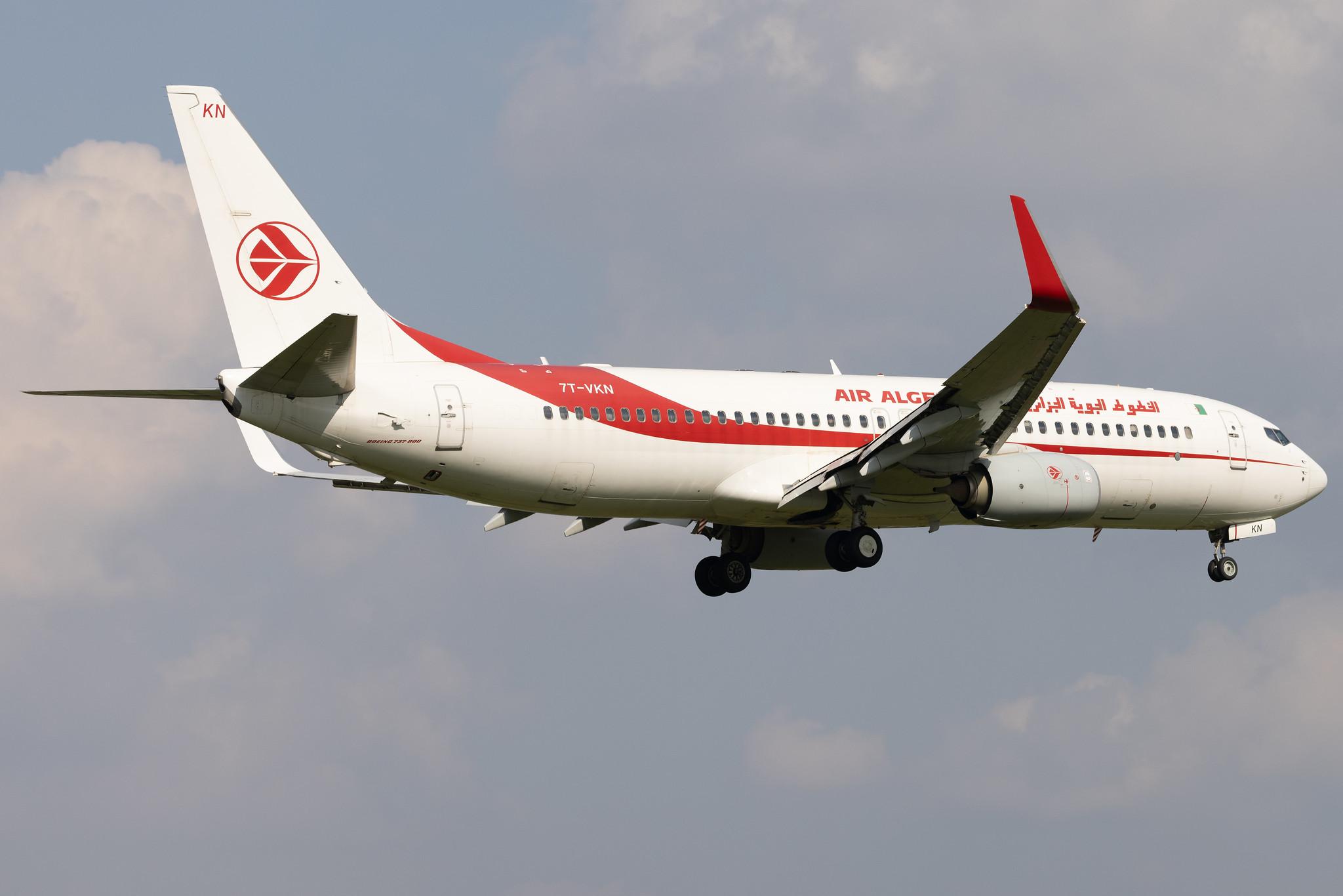 London Heathrow: Air Algerie (AH / DAH) | Boeing 737-8D6 B738 | 7T-VKN | MSN 60750