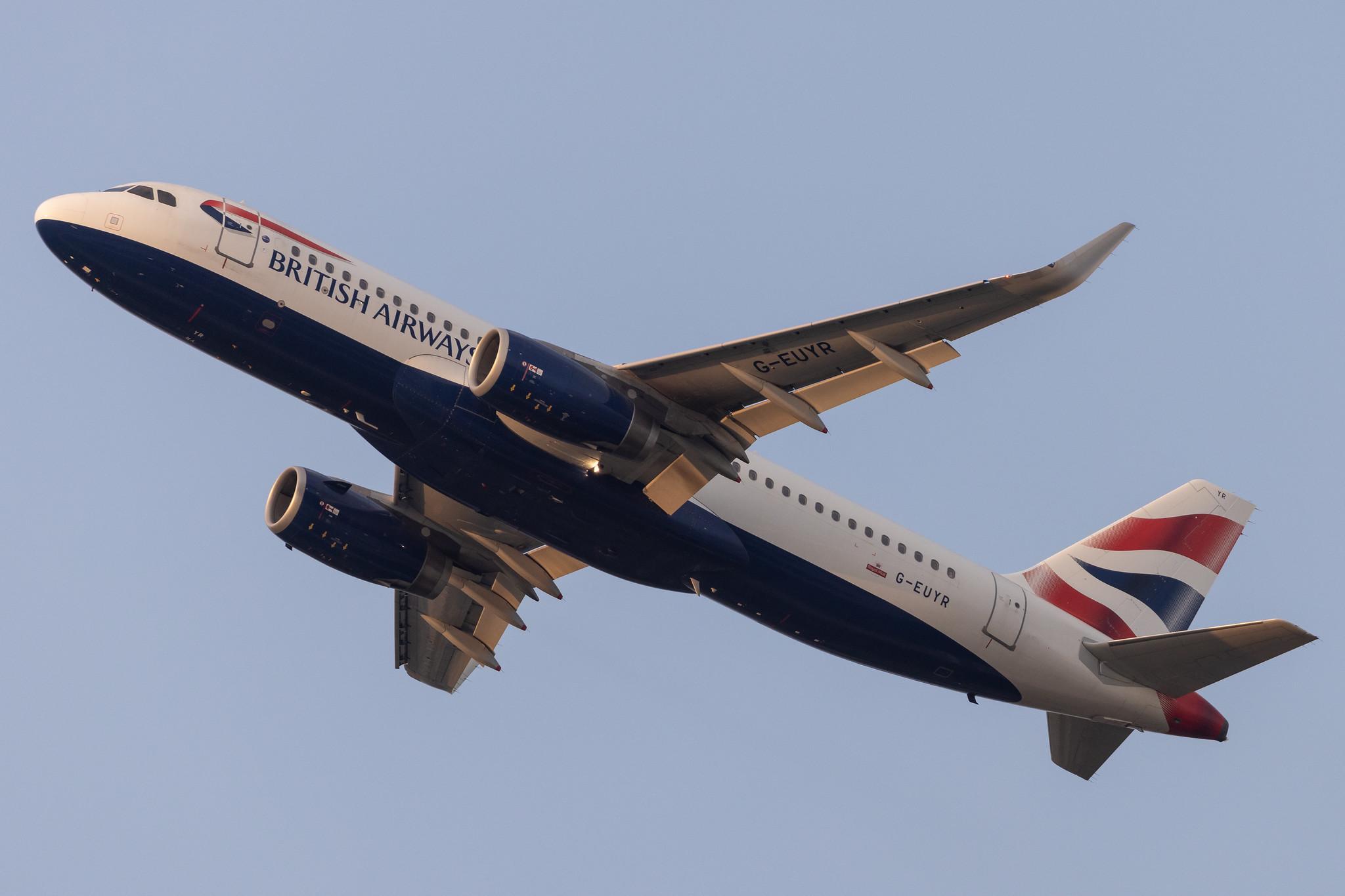 London Heathrow: British Airways (BA / BAW) | Airbus A320-232 A320 | G-EUYR | MSN 5856