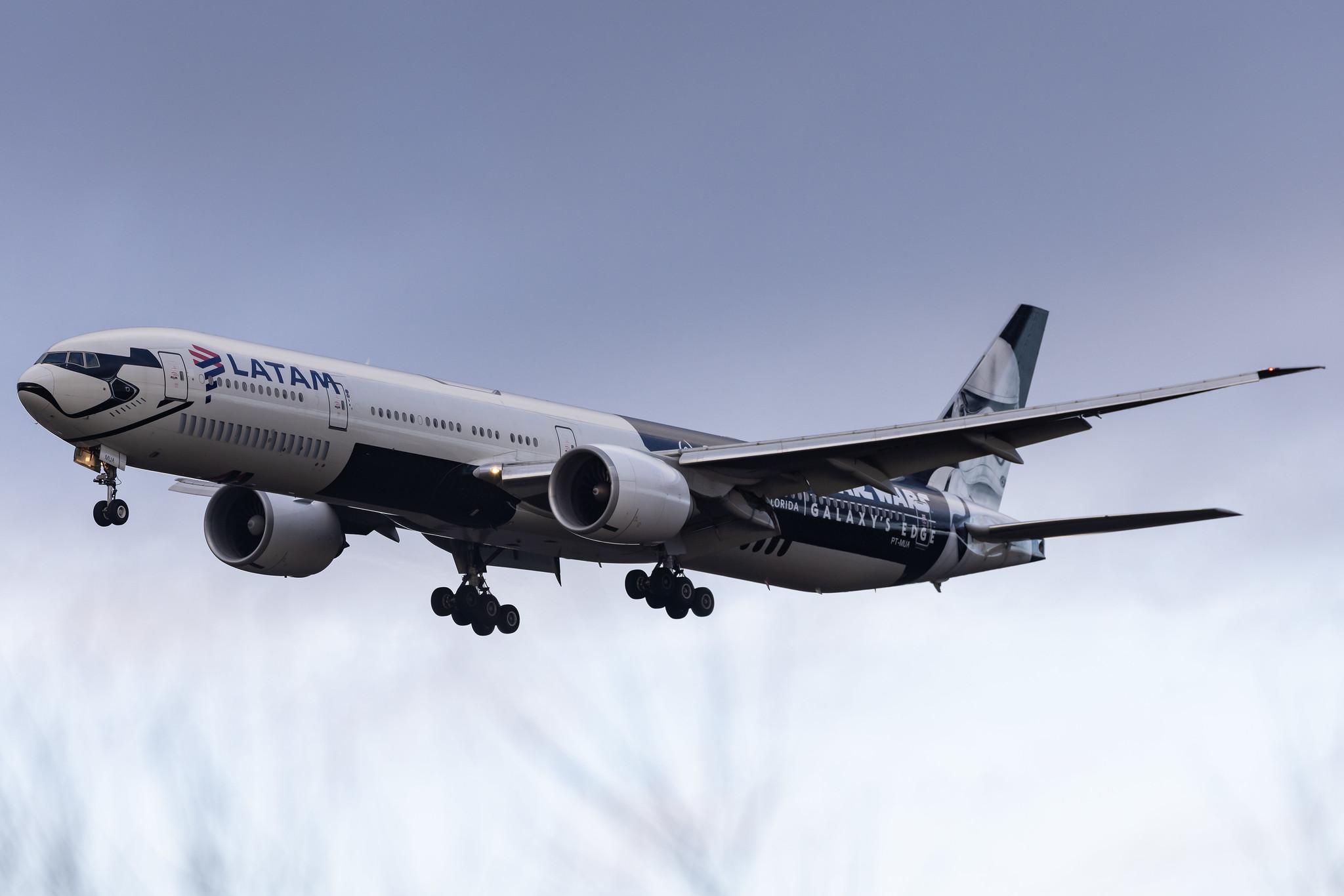Frankfurt Airport: LATAM Airlines (LA / LAN) | Livery: Star Wars-Galaxy's Edge Livery | Operator: LATAM Brasil | Boeing 777-32W(ER) B77W | PT-MUA | MSN 37664