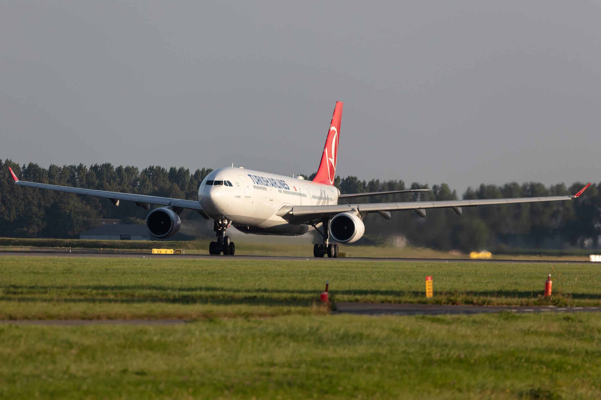 Amsterdam Schiphol: Turkish Airlines (TK / THY) |  Airbus A330-203 A332 | TC-JNE | MSN 0774