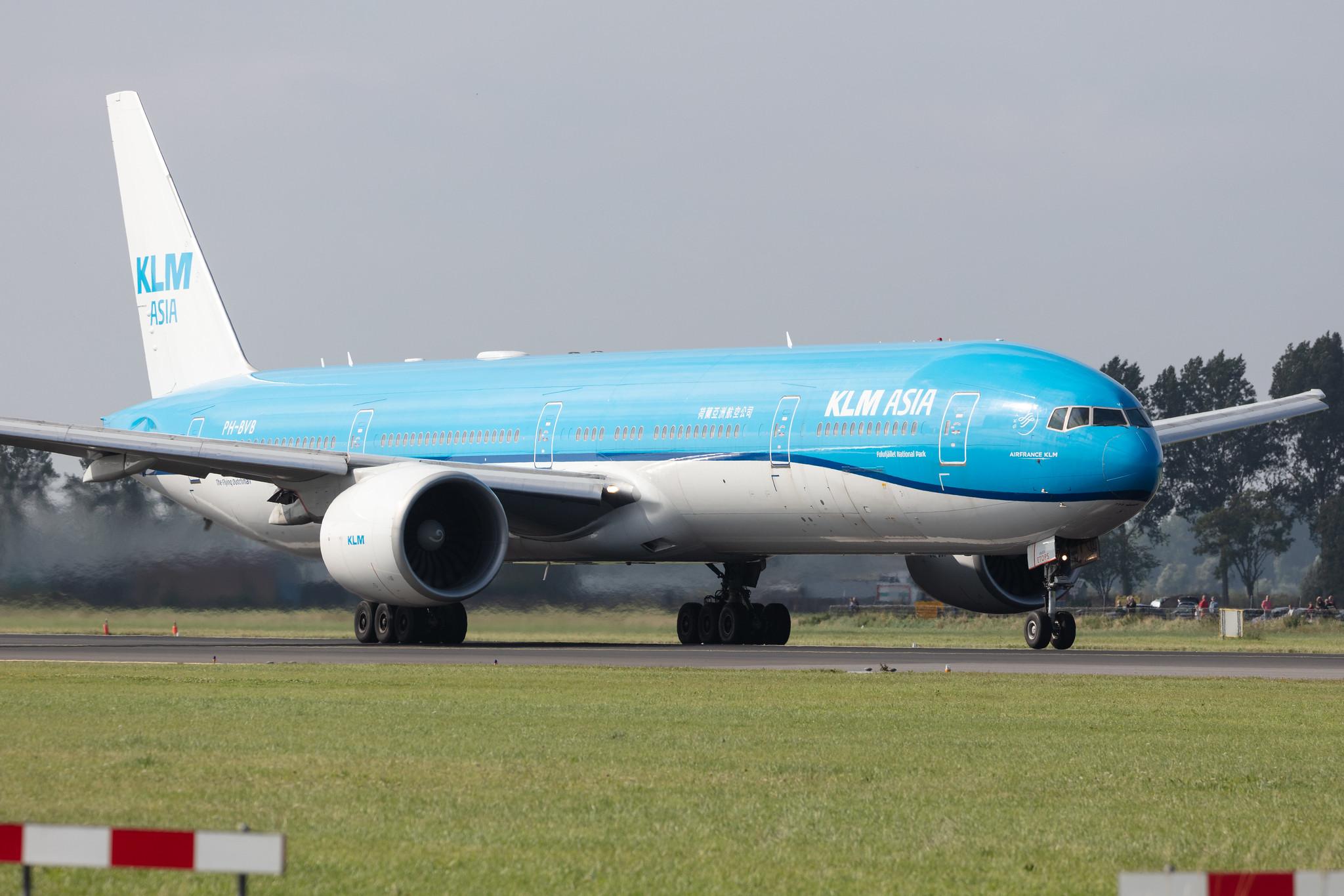 Amsterdam Schiphol: KLM (KL / KLM) |  Boeing 777-306(ER) B77W | PH-BVB | MSN 36145