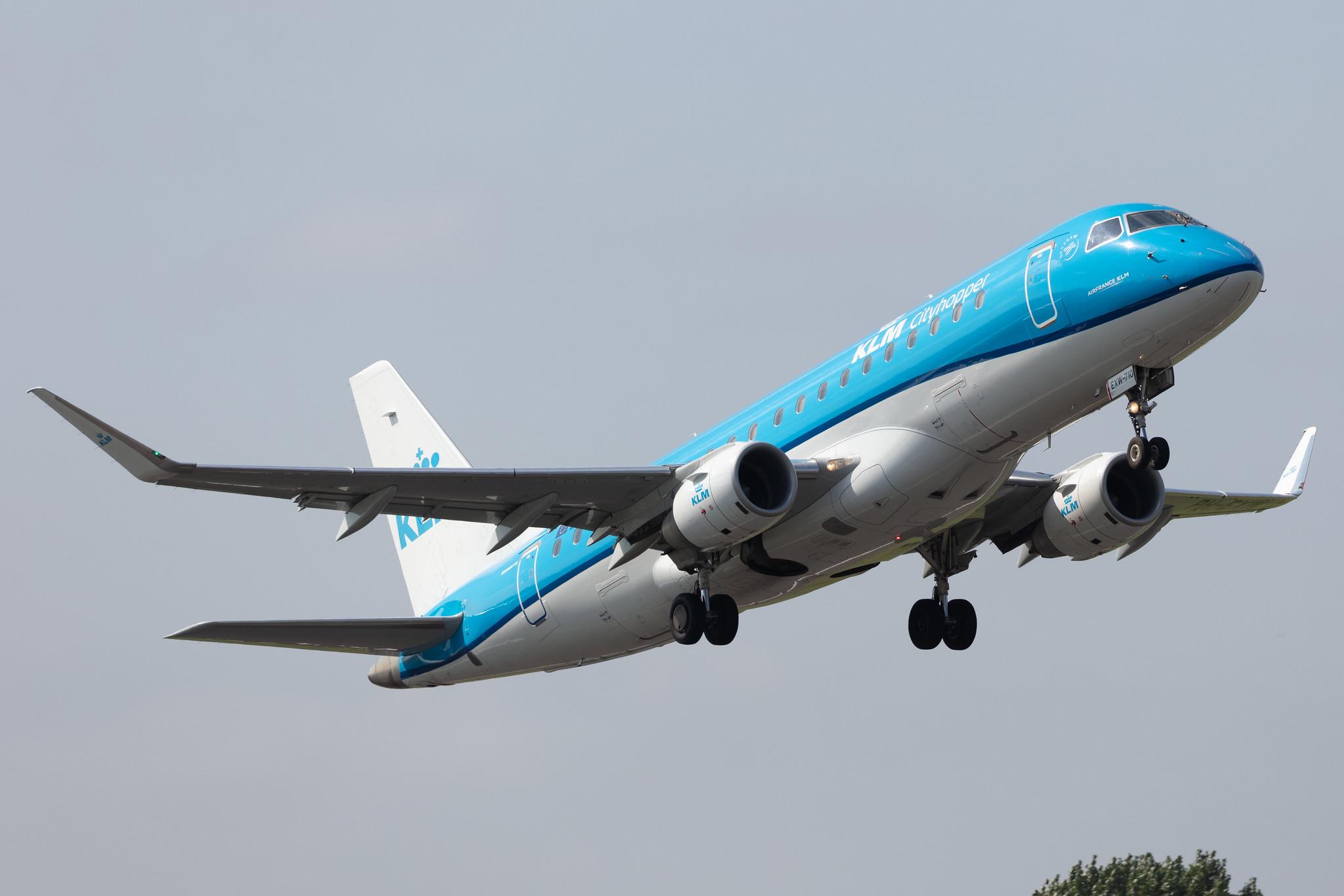 Amsterdam Schiphol: KLM (KL / KLM) | Operator: KLM Cityhopper |  Embraer E175STD E75L | PH-EXW | MSN 17000710