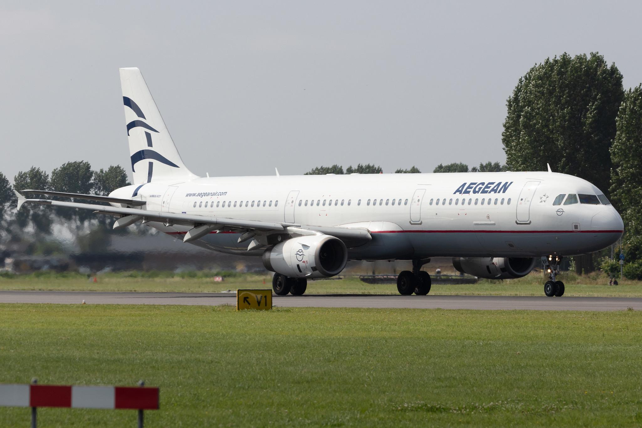 Amsterdam Schiphol: Aegean Airlines (A3 / AEE) |  Airbus A321-231 A321 | SX-DVP | MSN 3527