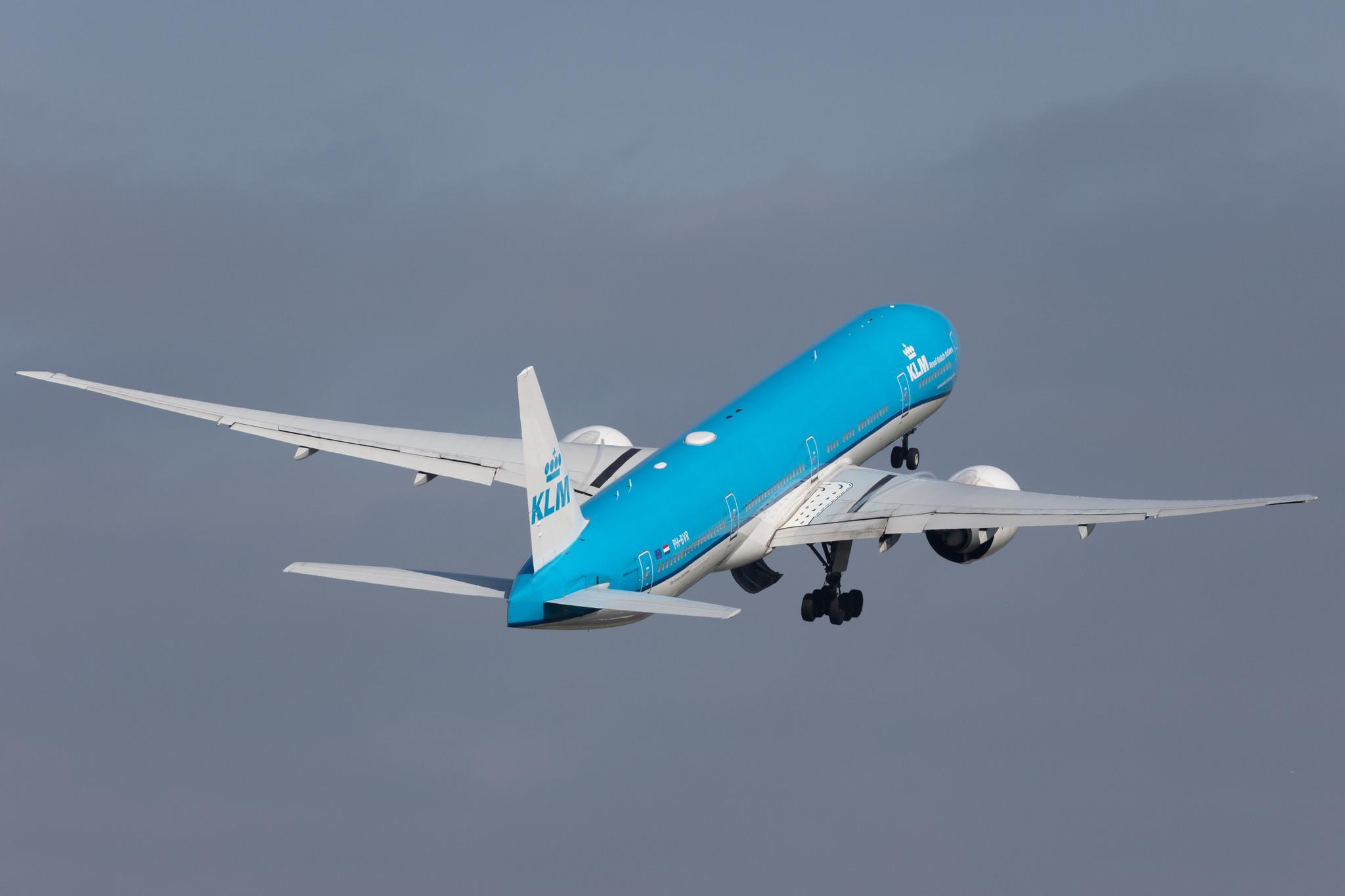 Amsterdam Schiphol: KLM (KL / KLM) |  Boeing 777-306(ER) B77W | PH-BVR | MSN 61603