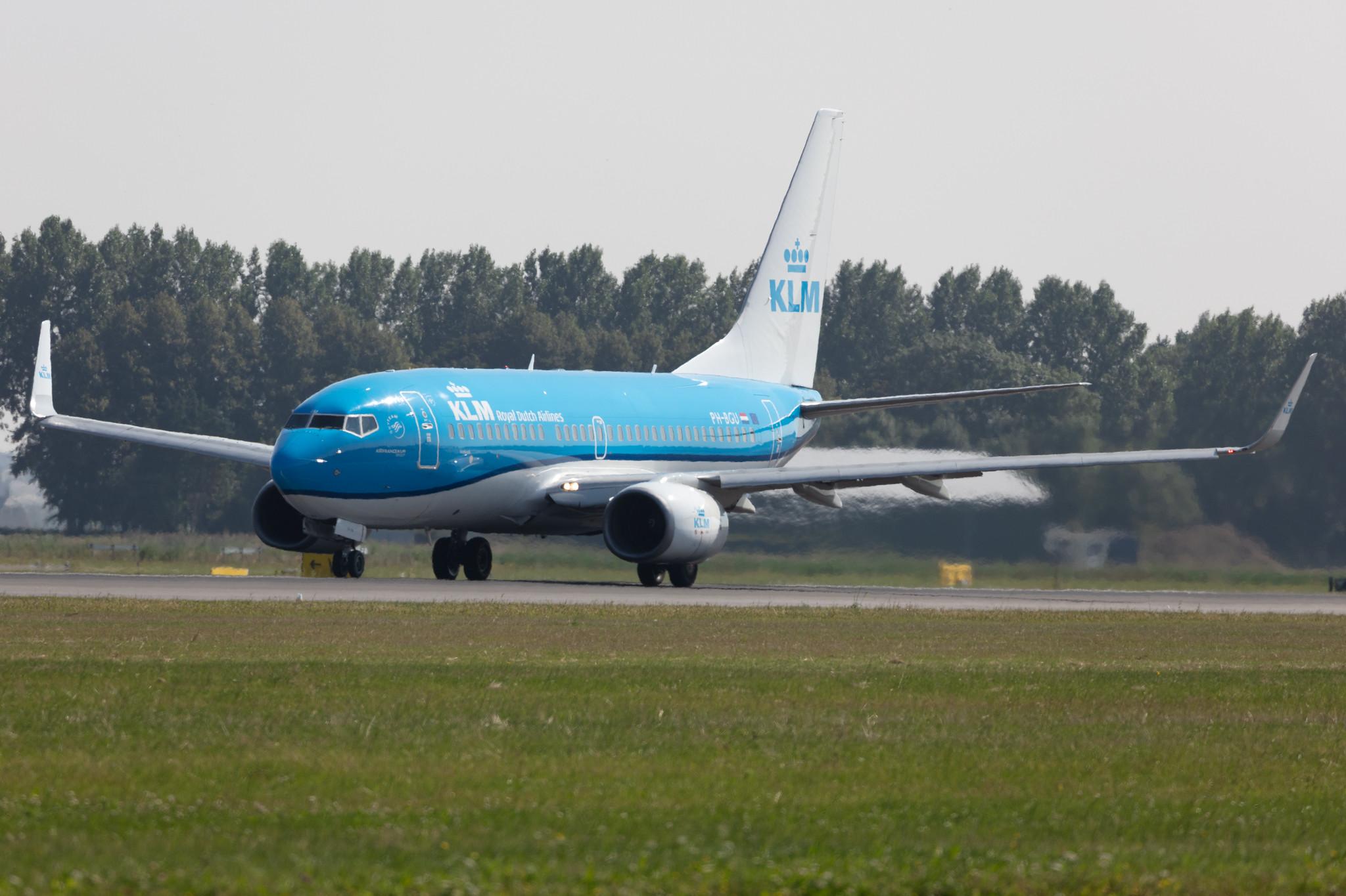 Amsterdam Schiphol: KLM (KL / KLM) |  Boeing 737-7K2 B737 | PH-BGU | MSN 39257