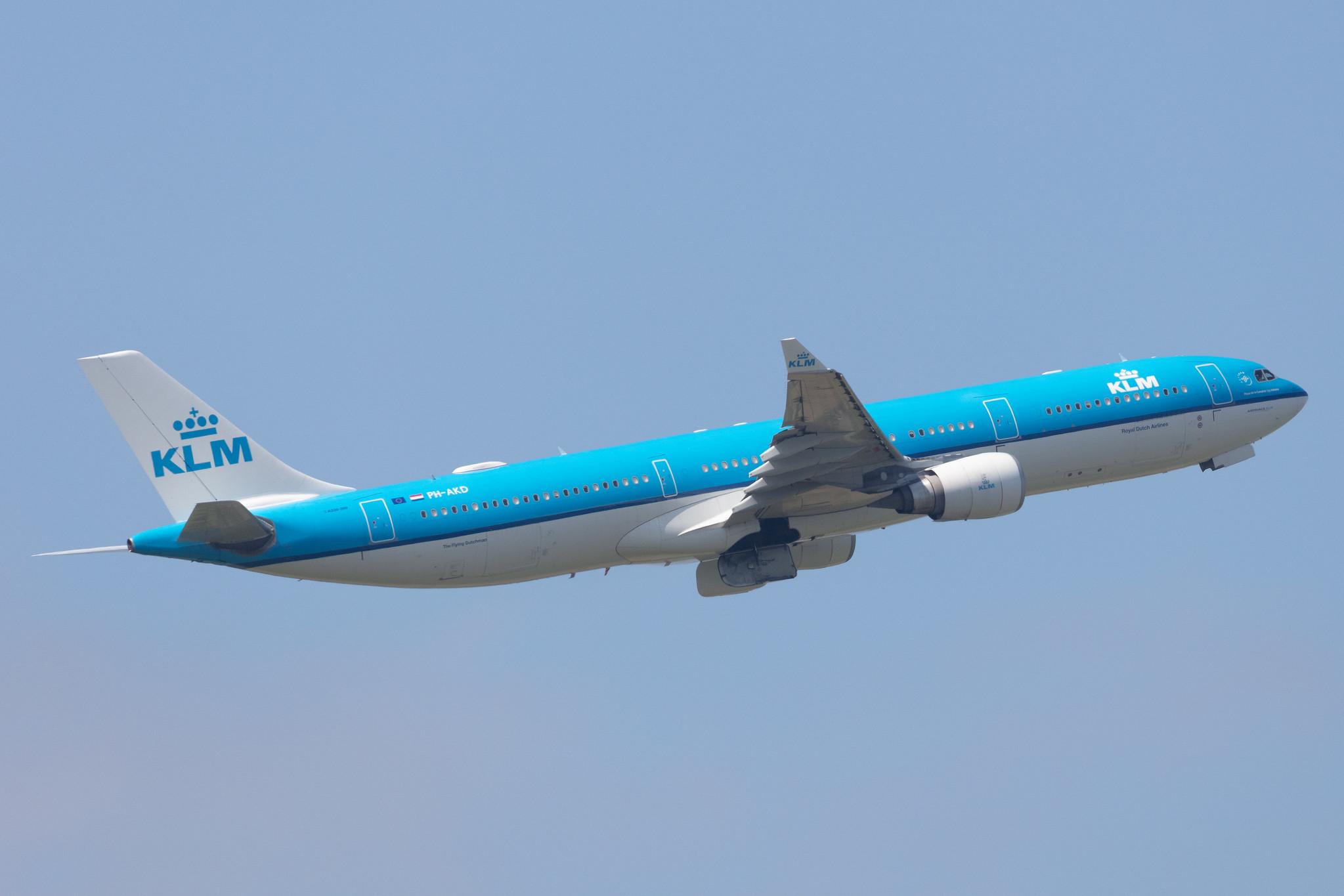 Amsterdam Schiphol: KLM (KL / KLM) |  Airbus A330-303 A333 | PH-AKD | MSN 1300