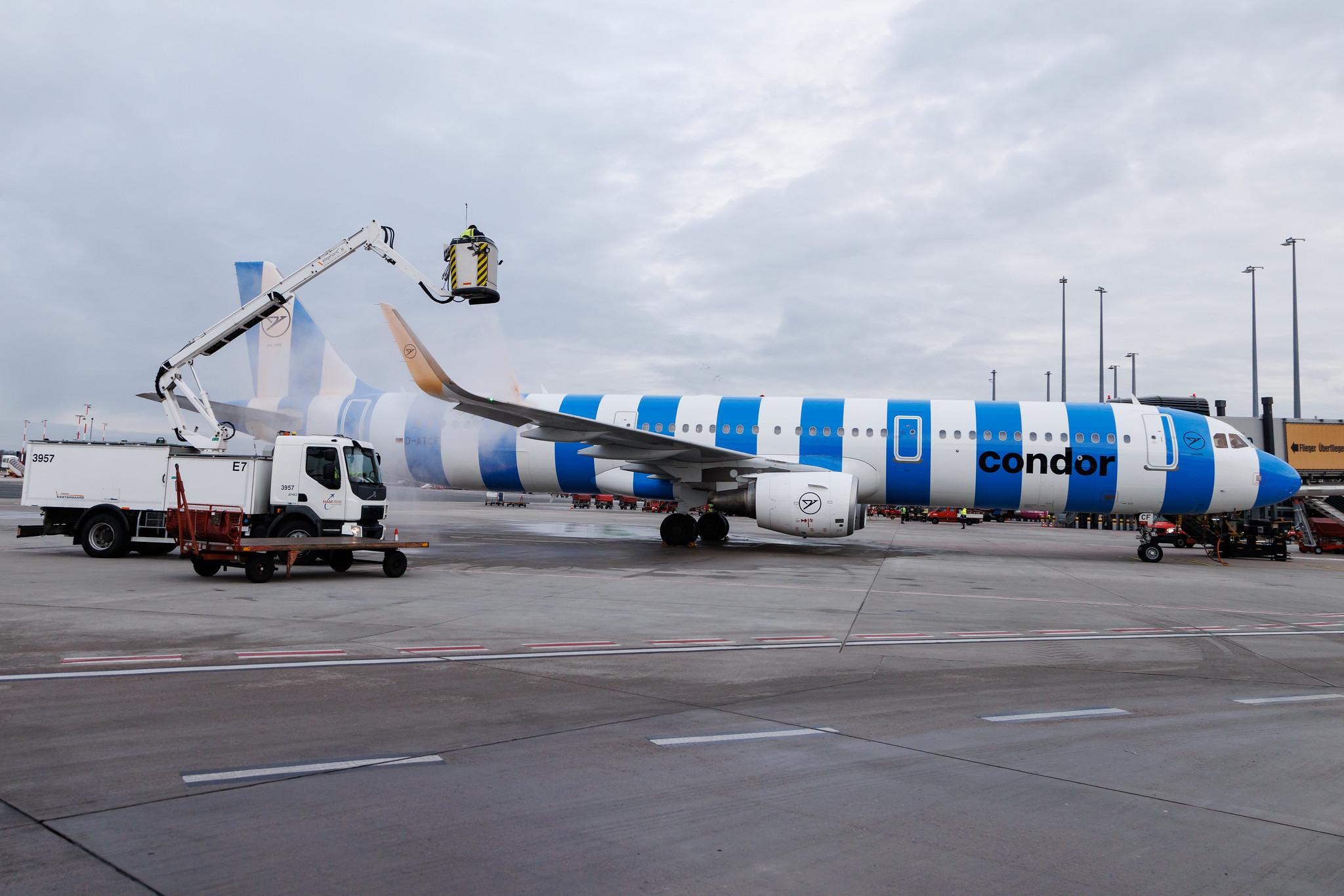 Hamburg Airport: Condor (DE / CFG) | Airbus A321-211 A321 | D-ATCF | MSN 5843