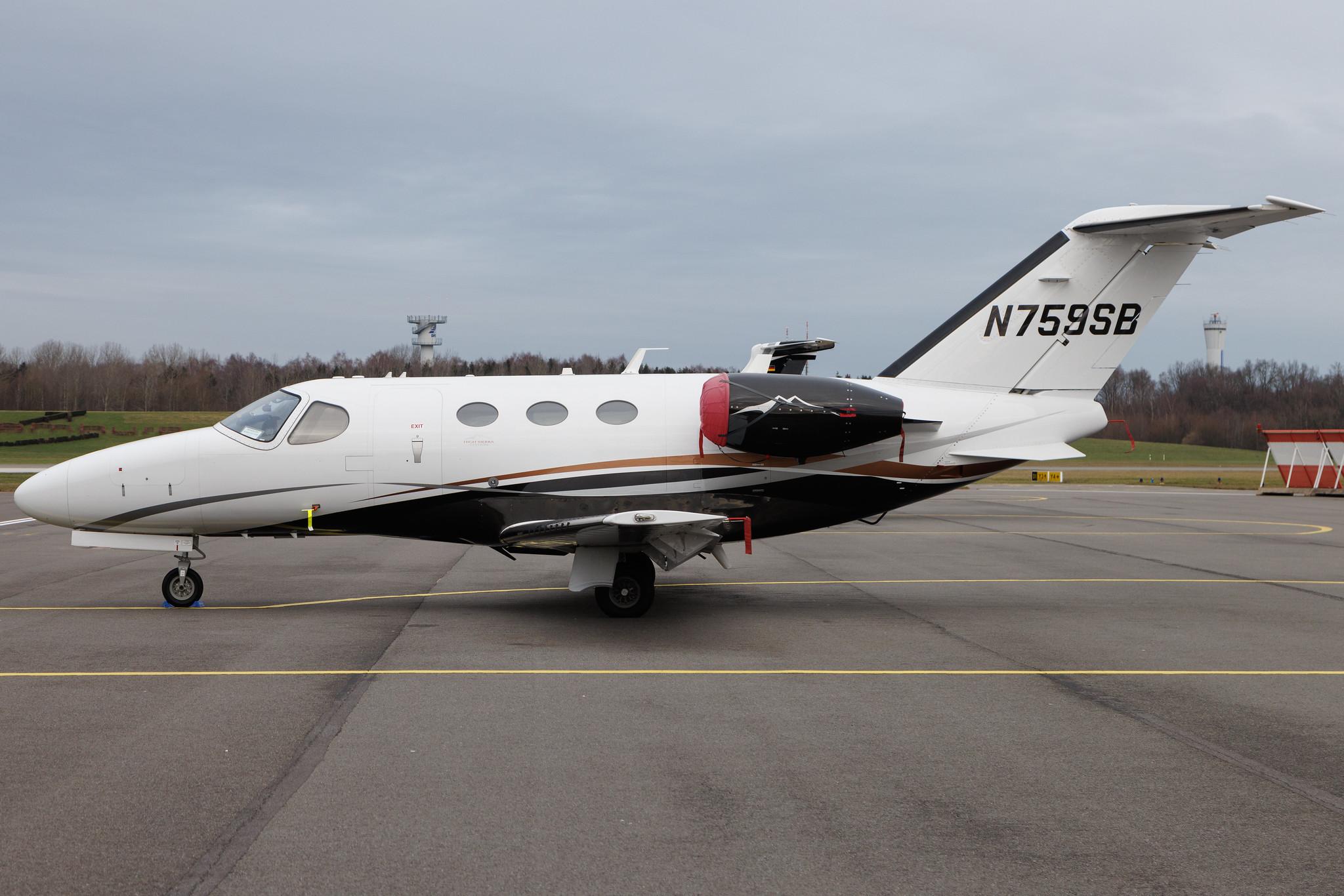 Hamburg Airport: Private owner | Cessna 510 Citation Mustang C510 | N759SB | MSN 510-0403