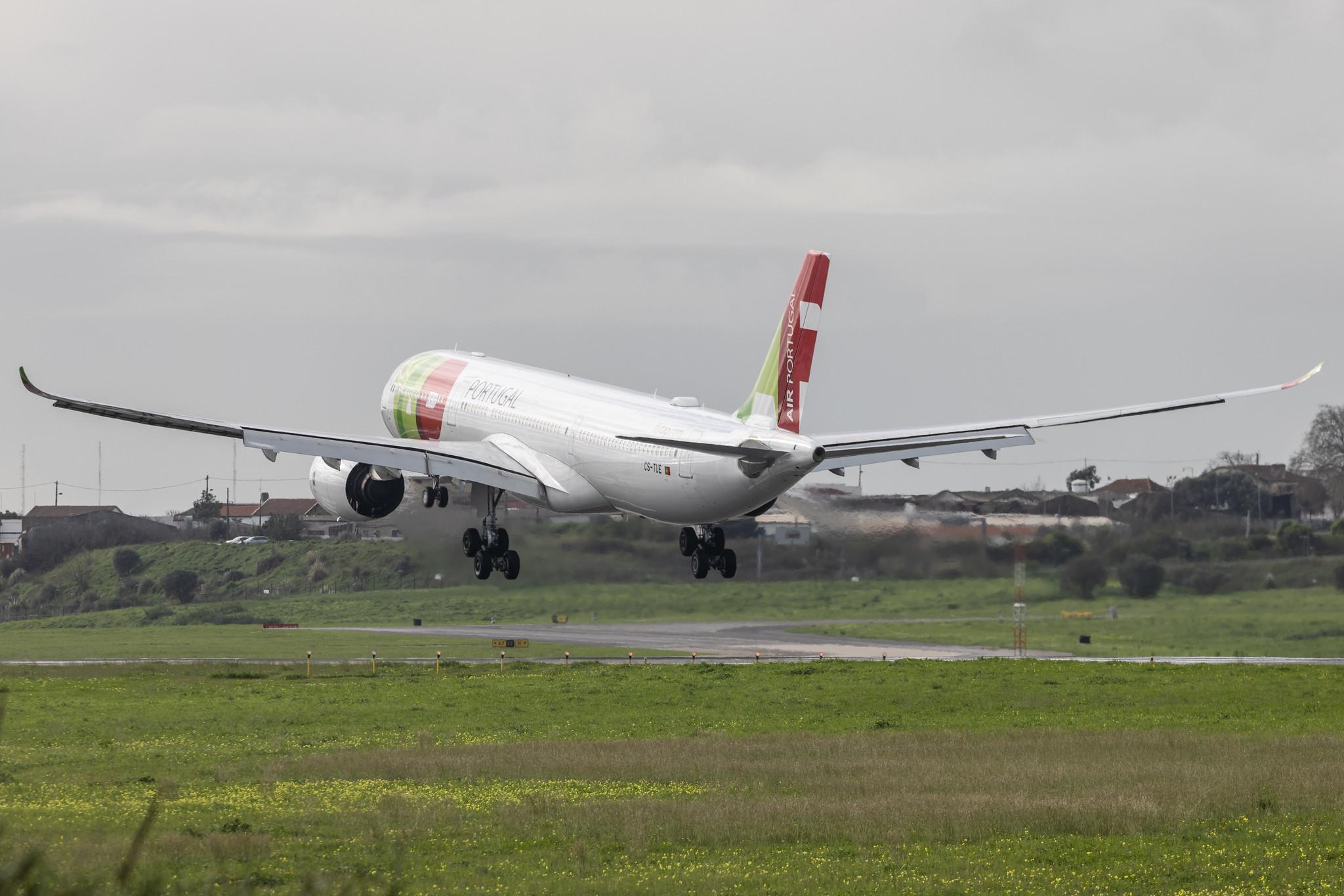 Aeroporto de Lisboa: TAP Air Portugal (TP / TAP) |  Airbus A330-941 A339 | CS-TUE | MSN 1897