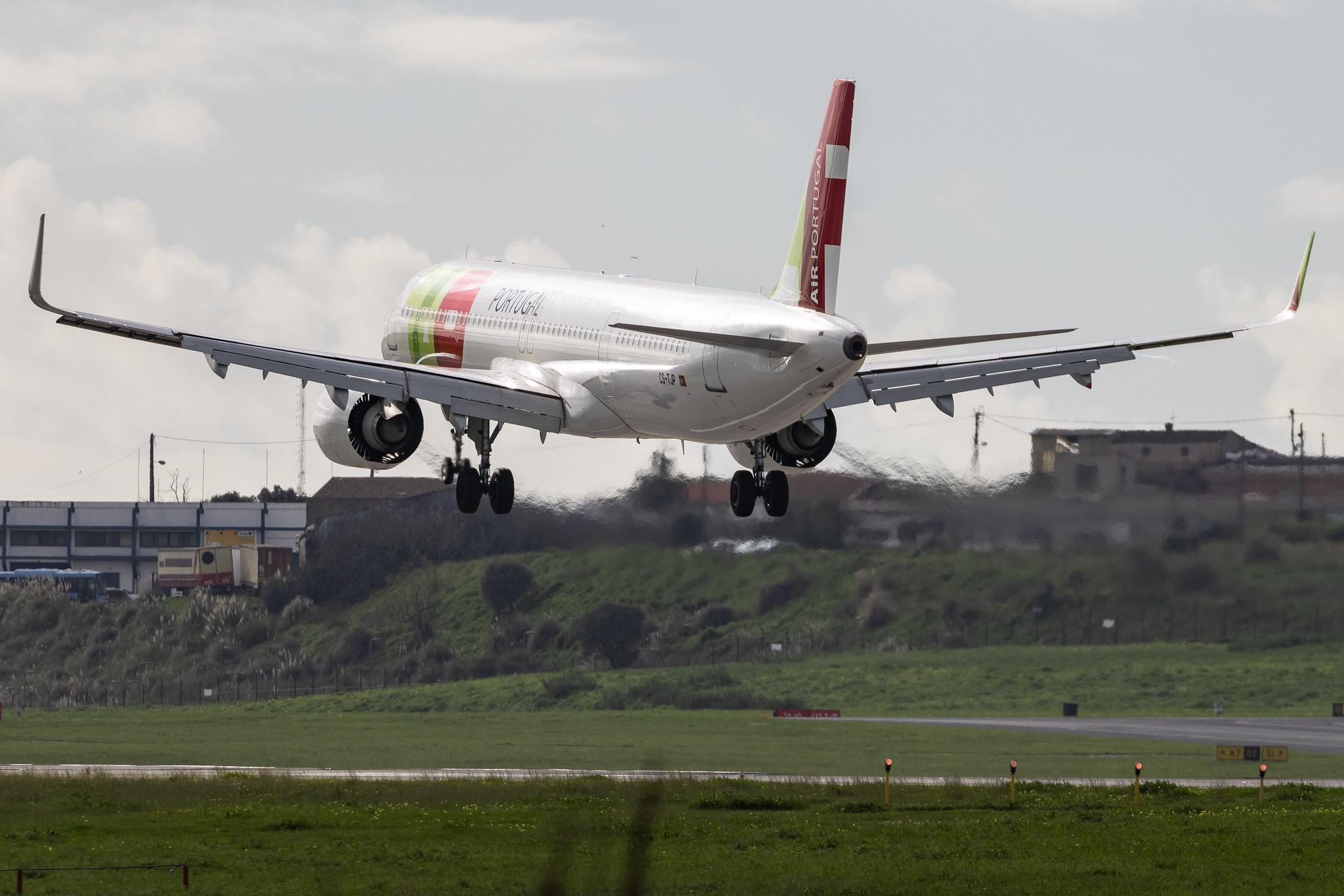 Aeroporto de Lisboa: TAP Air Portugal (TP / TAP) | Airbus A321-251NX A21N | CS-TJP | MSN 8946