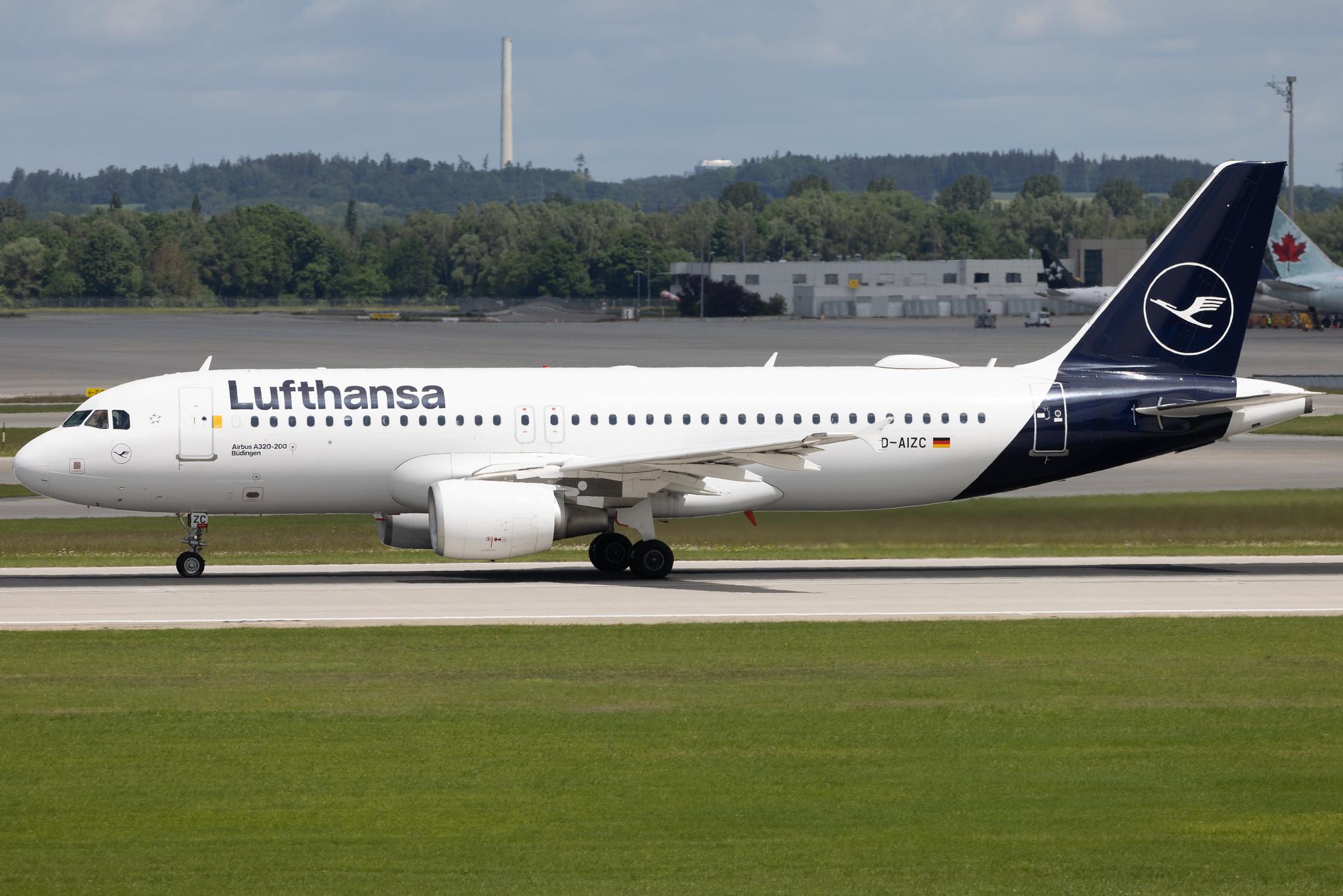 Munich Airport: Lufthansa (LH / DLH) | Airbus A320-214 A320 | D-AIZC | MSN 4153