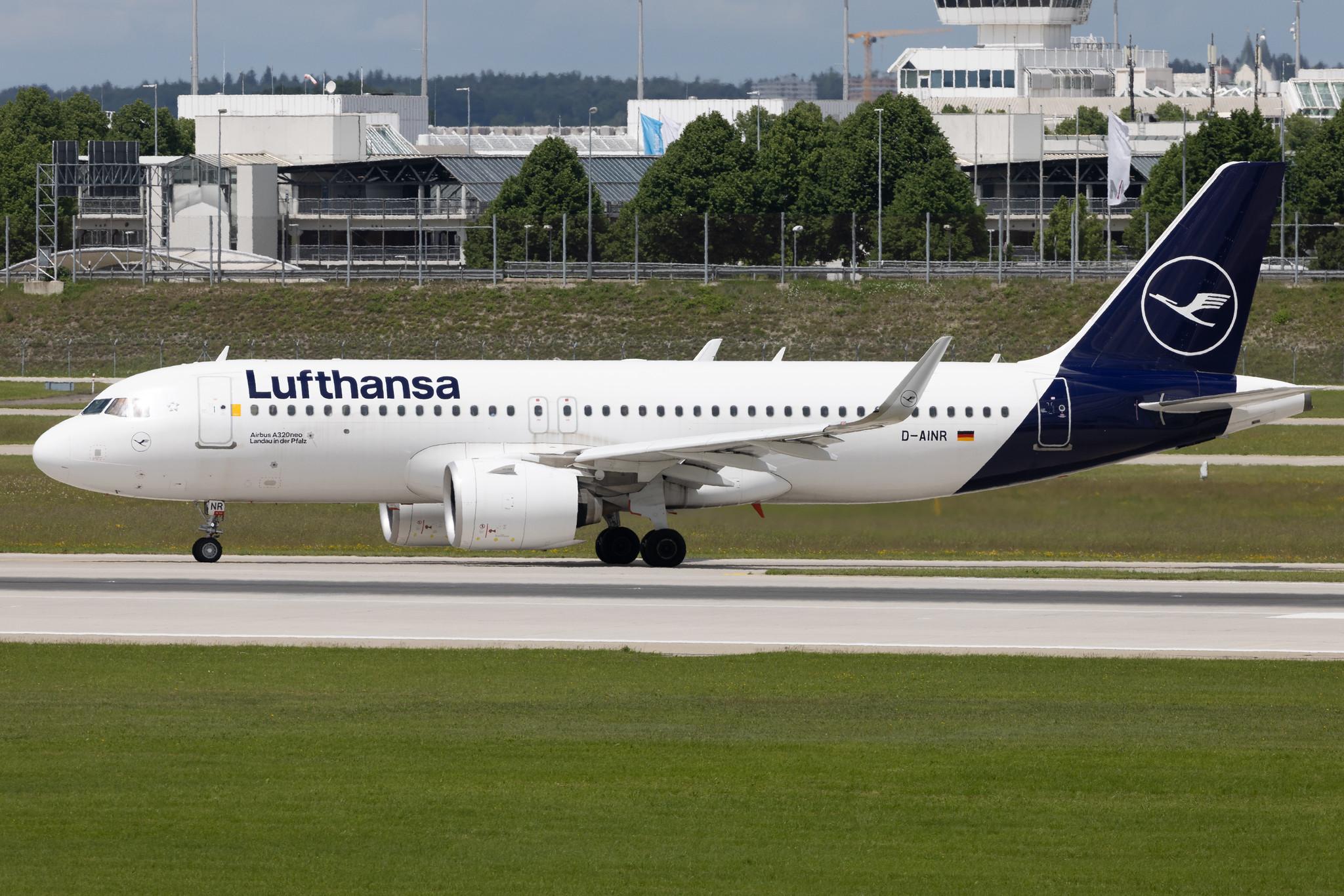 Munich Airport: Lufthansa (LH / DLH) | Airbus A320-271N A20N | D-AINR | MSN 8725