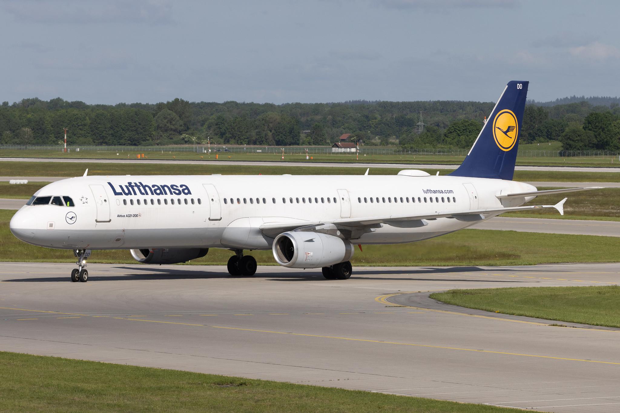 Munich Airport: Lufthansa (LH / DLH) | Airbus A321-231 A321 | D-AIDO | MSN 4994