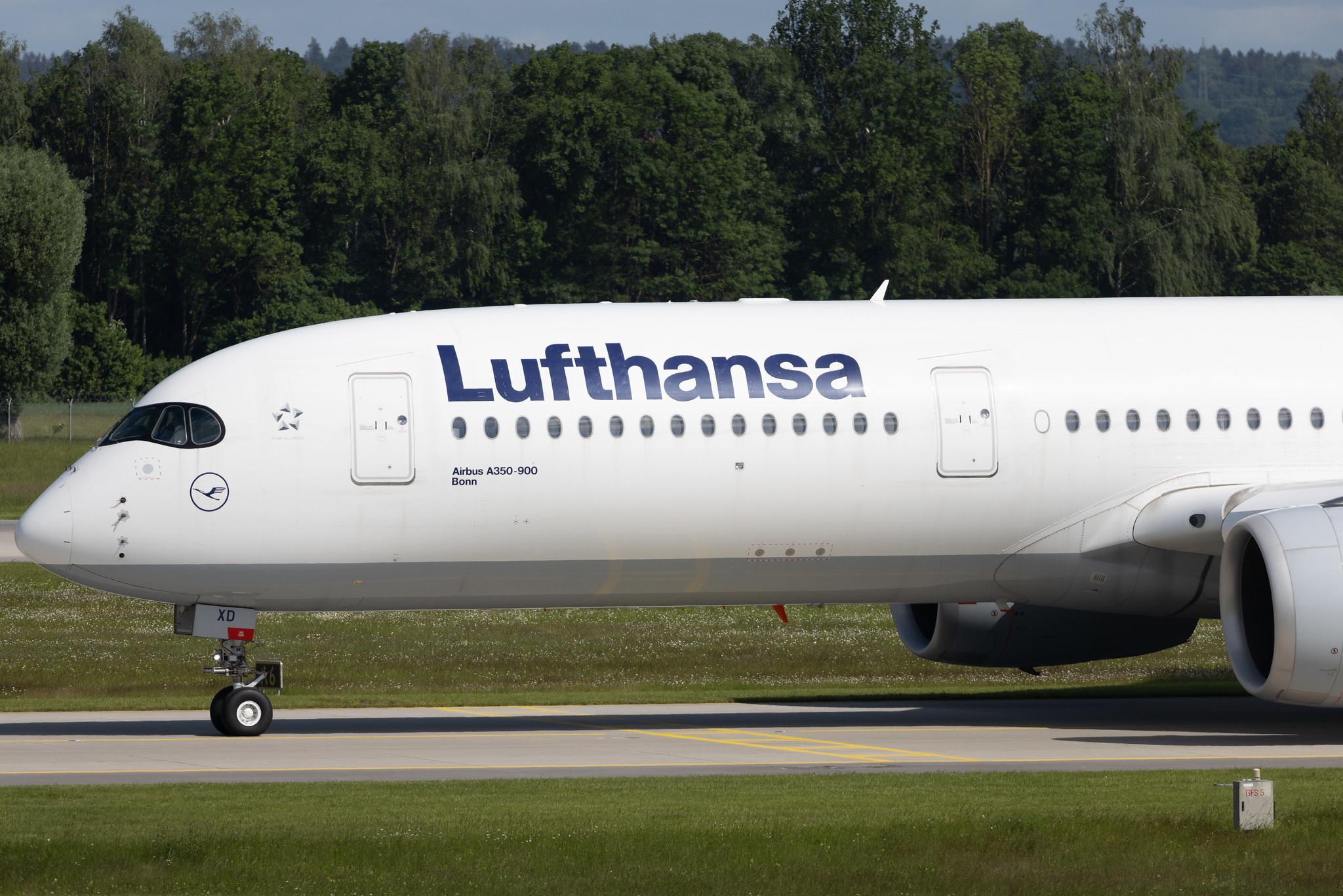 Munich Airport: Lufthansa (LH / DLH) | Airbus A350-941 A359 | D-AIXD | MSN 127