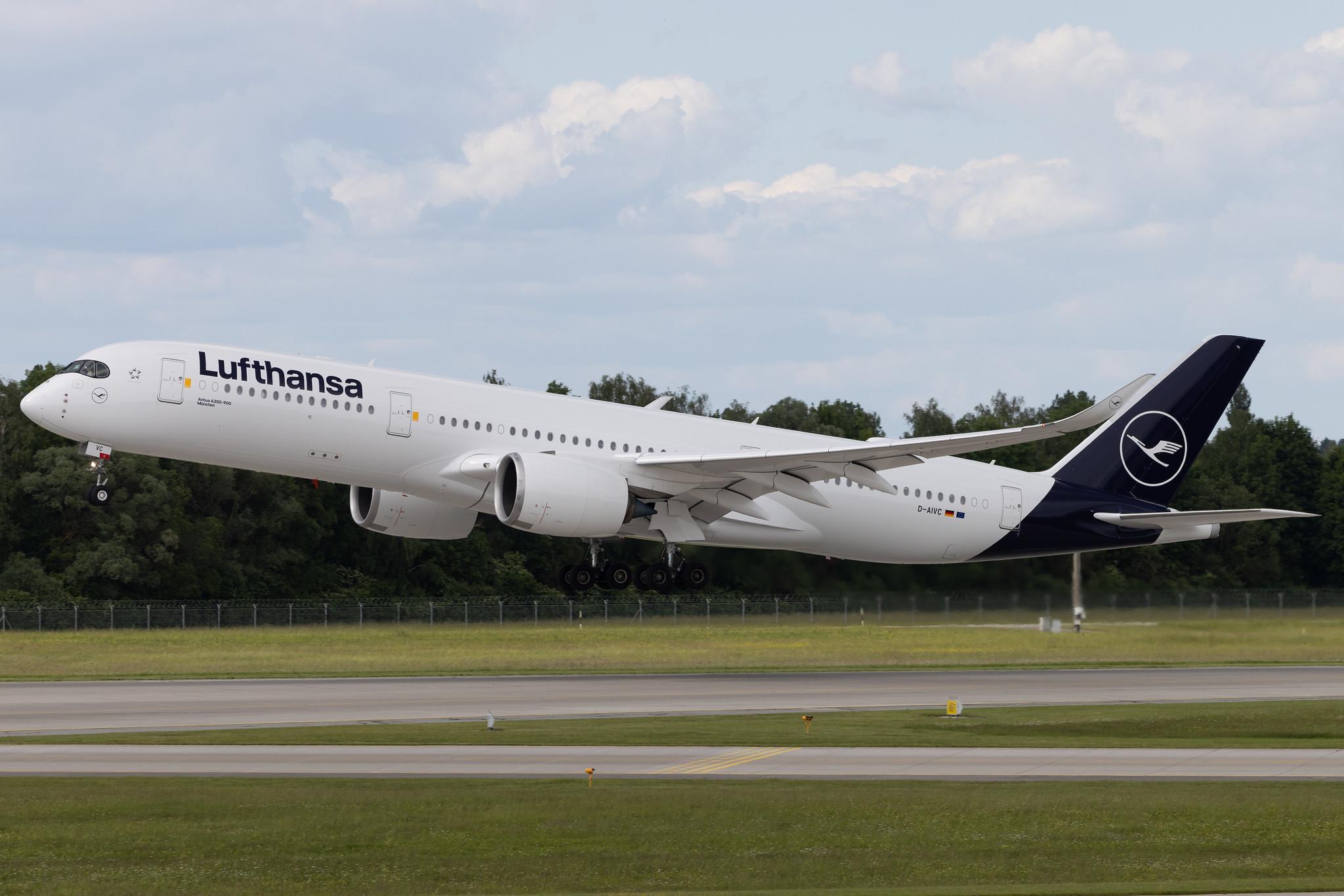 Munich Airport: Lufthansa (LH / DLH) | Airbus A350-941 A359 | D-AIVC | MSN 243