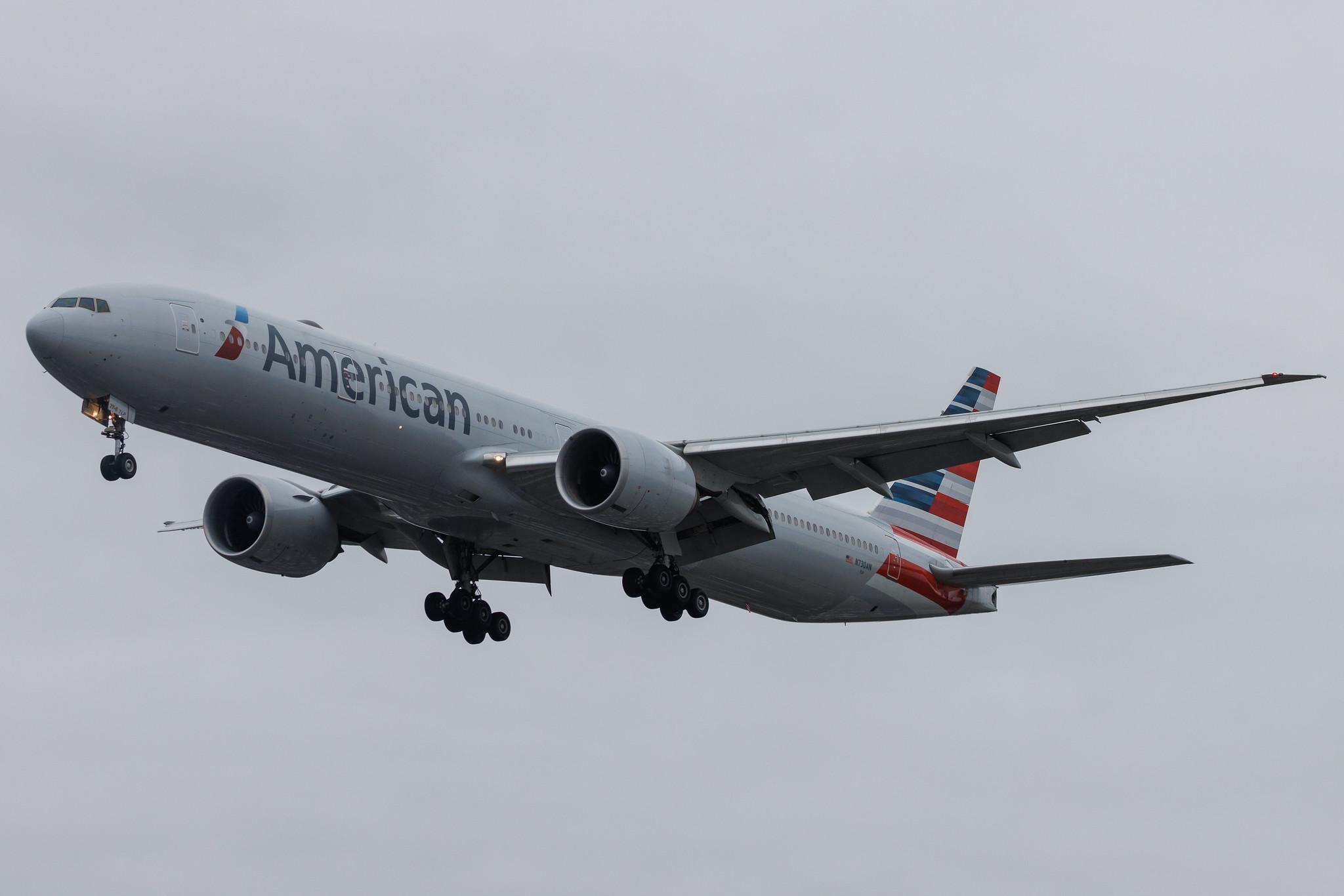 London Heathrow: American Airlines (AA / AAL) | Boeing 777-223(ER) B772 | N761AJ | MSN 31478