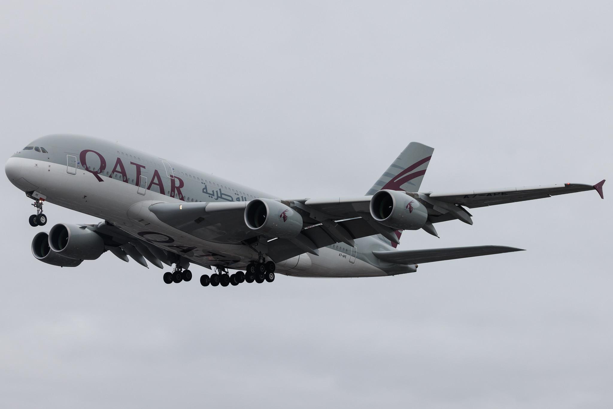 London Heathrow: Qatar Airways (QR / QTR) | Airbus A380-861 A388 | A7-APE | MSN 181