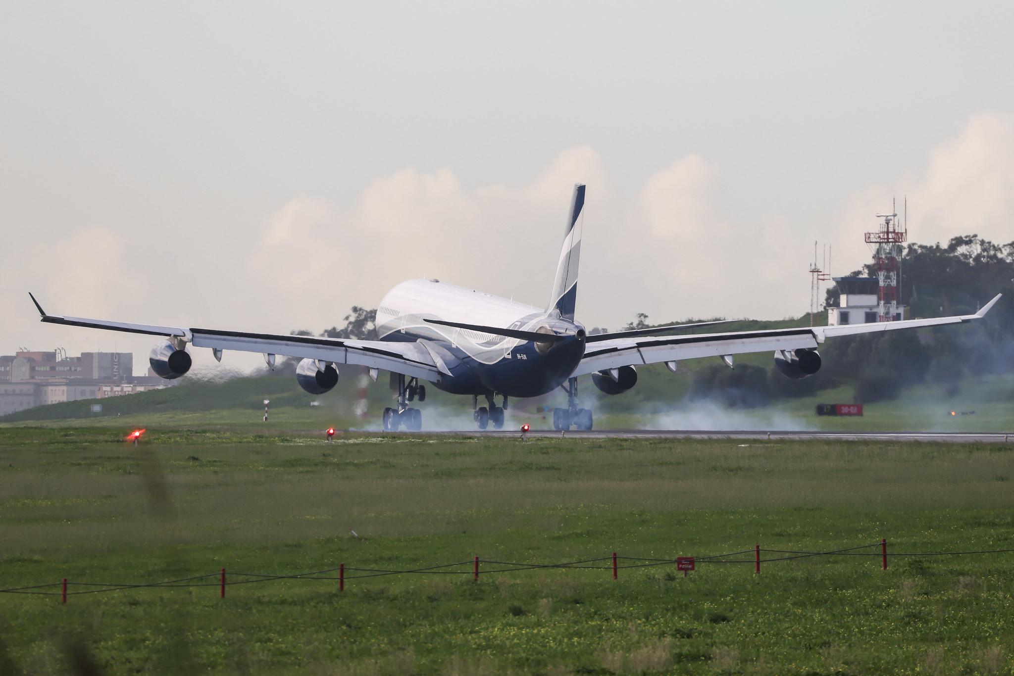 Aeroporto de Lisboa: Hi Fly (5K / HFY) | Operator: Hi Fly Malta | Airbus A340-312 A343 | 9H-SUN | MSN 0367